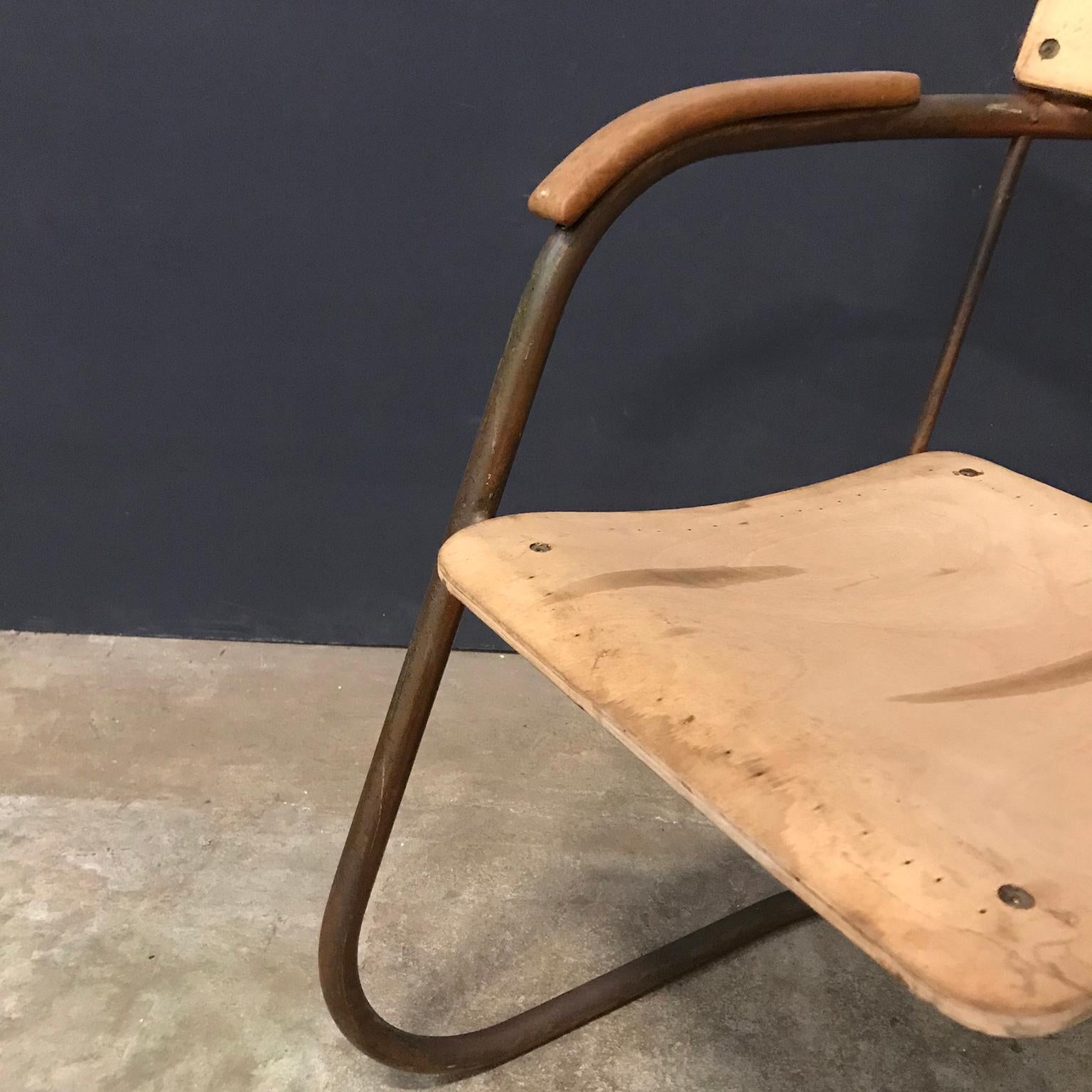 Paul Schuitema Tube Chair, Original in Copper and Upholstered Wood, circa 1930 For Sale 5