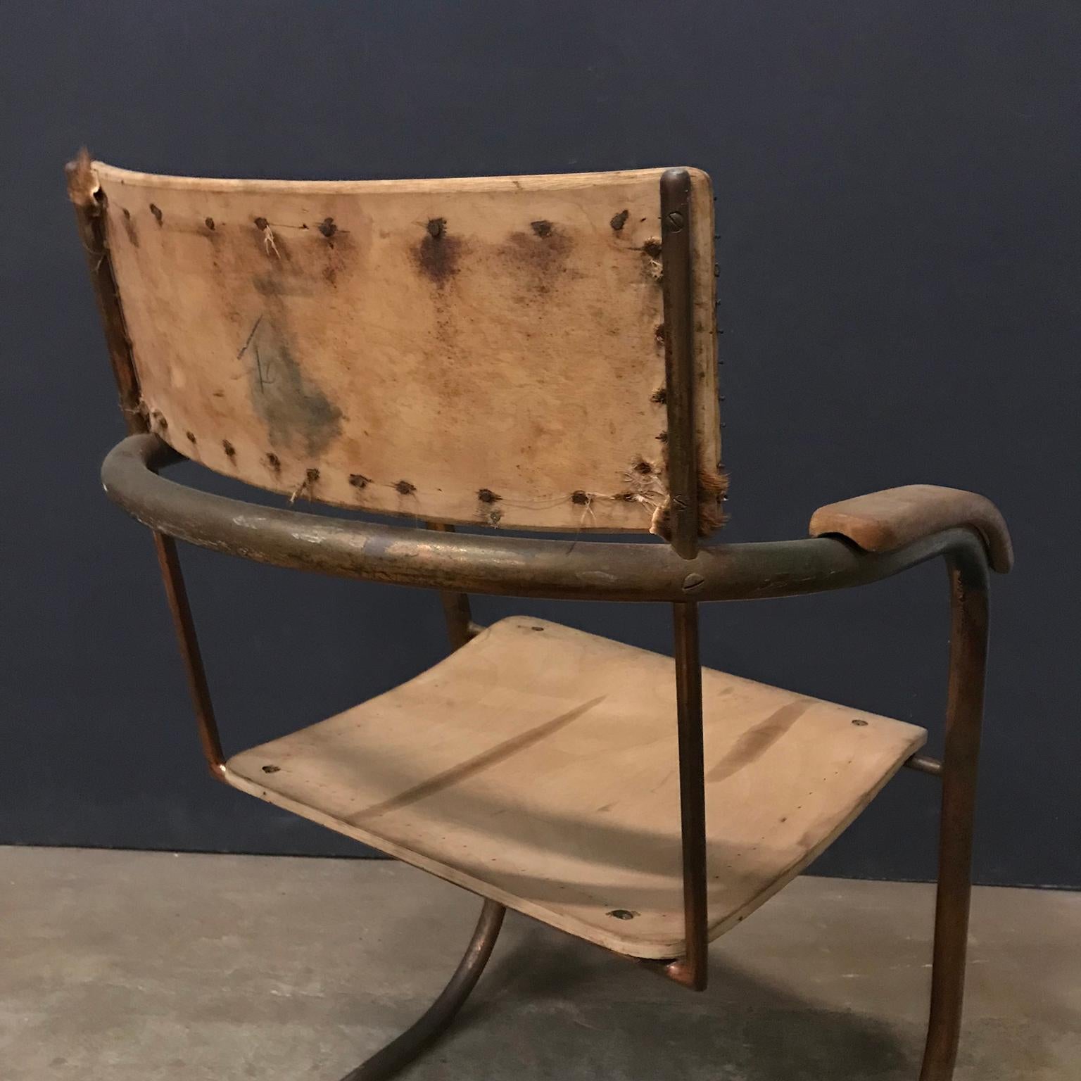 Paul Schuitema Tube Chair, Original in Copper and Upholstered Wood, circa 1930 For Sale 6