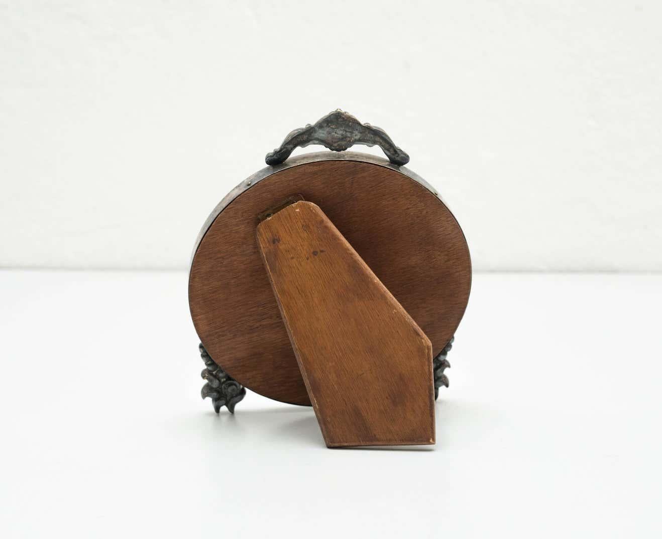 Metà XX secolo Specchio circolare spagnolo in metallo e legno del 1930 circa - Design vintage di metà secolo in vendita
