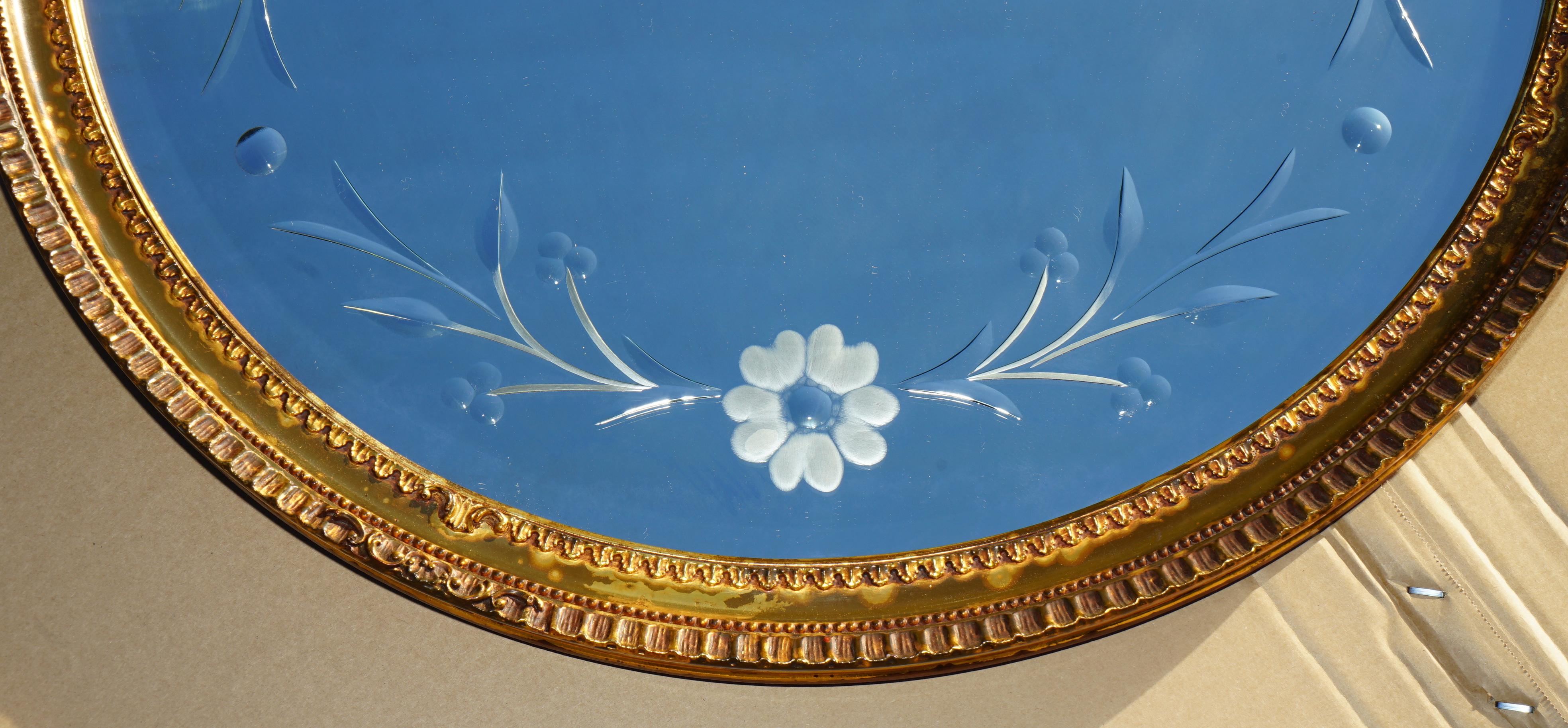 Art déco MIRROR ROUND MIRROR EN GLASS ETCHED VENETIAN avec FRAME EN LEFT OR, CiRCA 1930 en vente