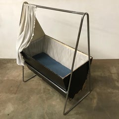 W.H. Gispen para Gispen, Pieza de museo Cuna única Madera negra Cromo, circa 1930