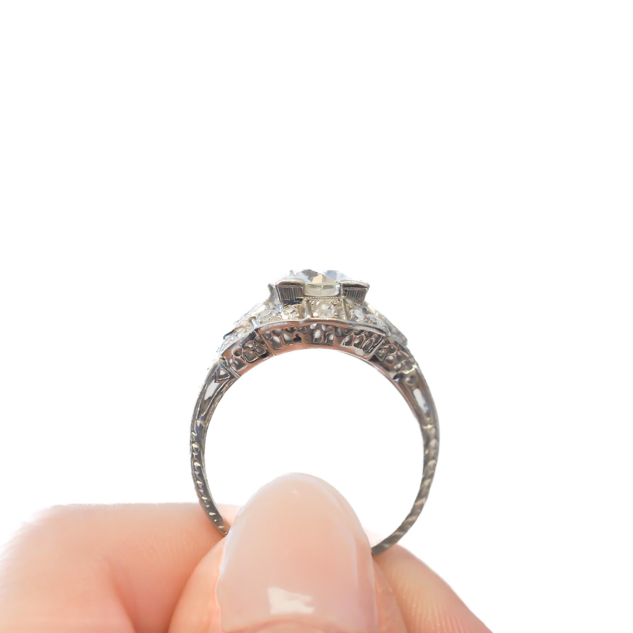 Verlobungsring aus Platin mit 1,30 Karat alteuropäischem Diamanten, ca. 1930er Jahre im Angebot 1