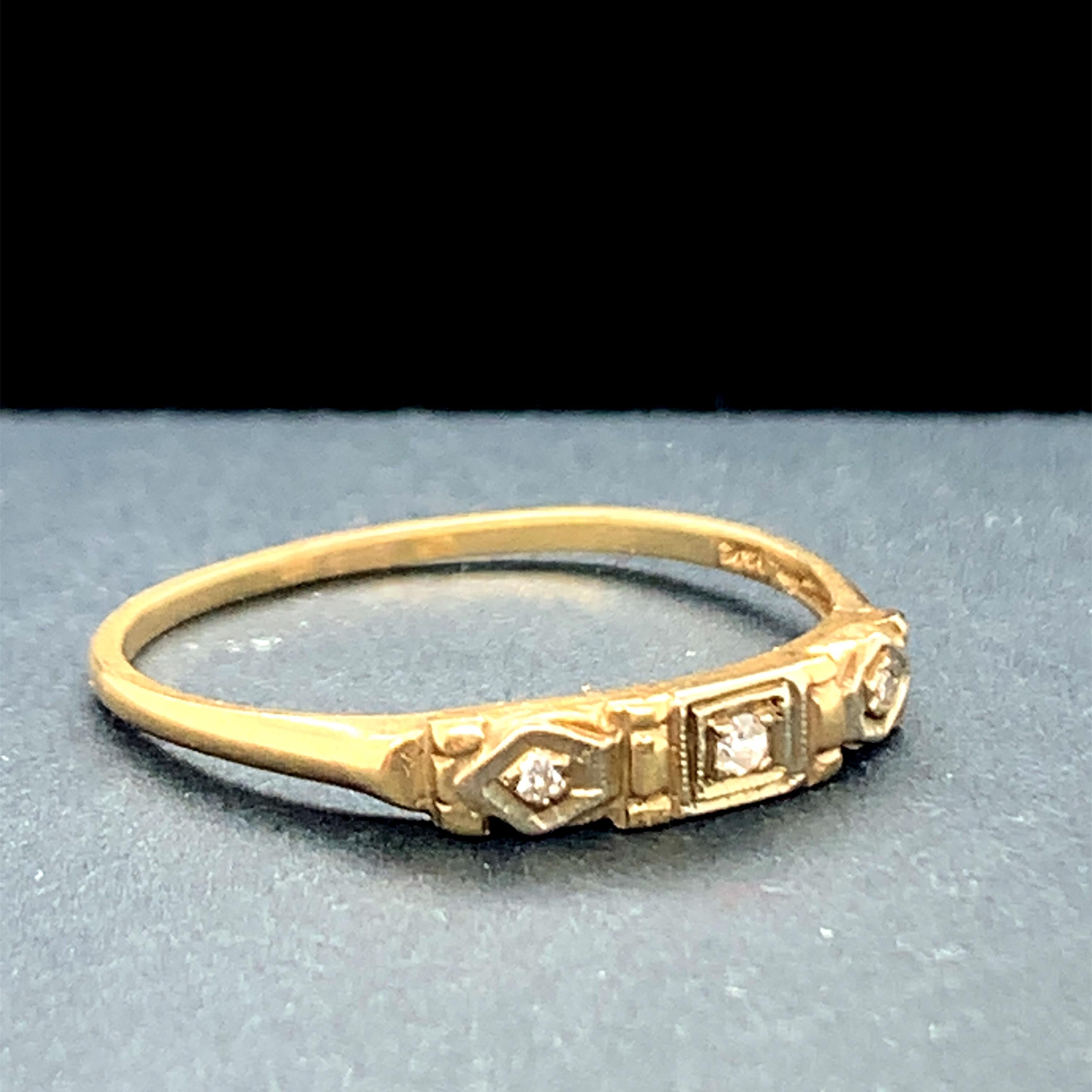 Art Deco Circa 1930s 14k Diamond Wedding Band