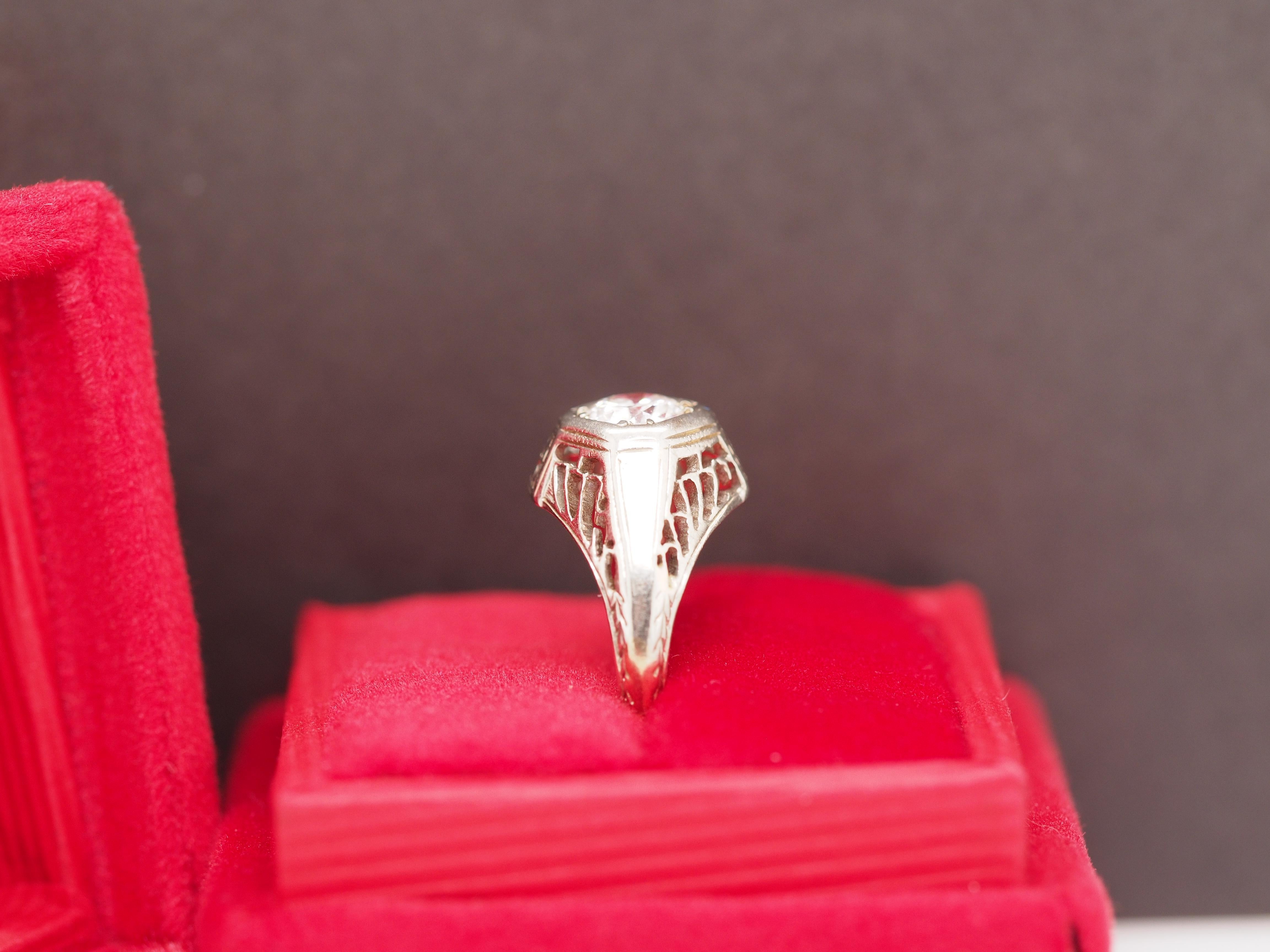 Circa 1930s 18K White Gold .35ct Old European Brilliant Diamond Engagement Ring For Sale 1