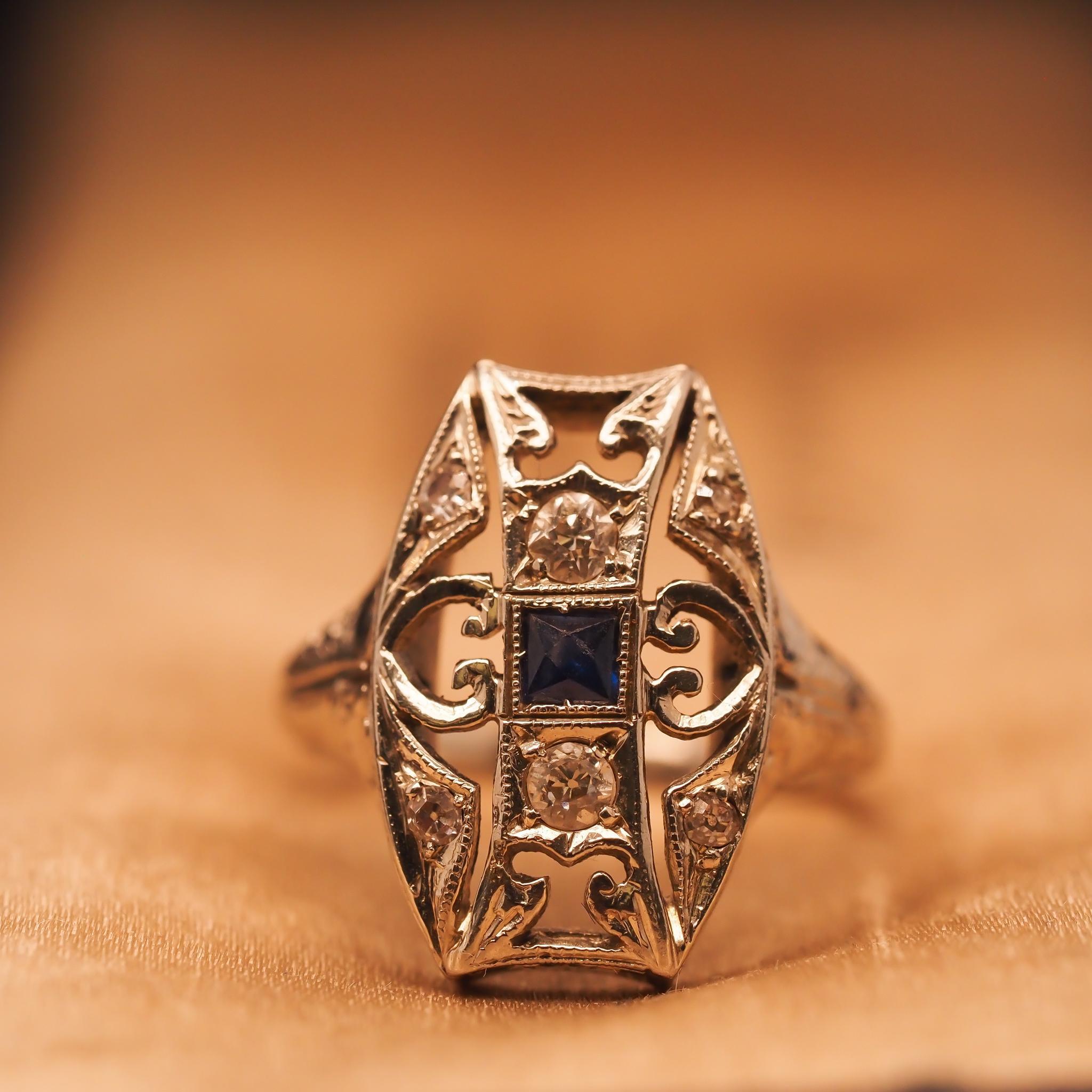 Circa 1930s 18K White Gold Belais Sapphire and Diamond Filigree Ring For Sale 1