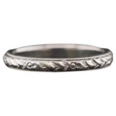 Circa 1930s 18K White Gold Hand Engraved Wedding Band Size 5