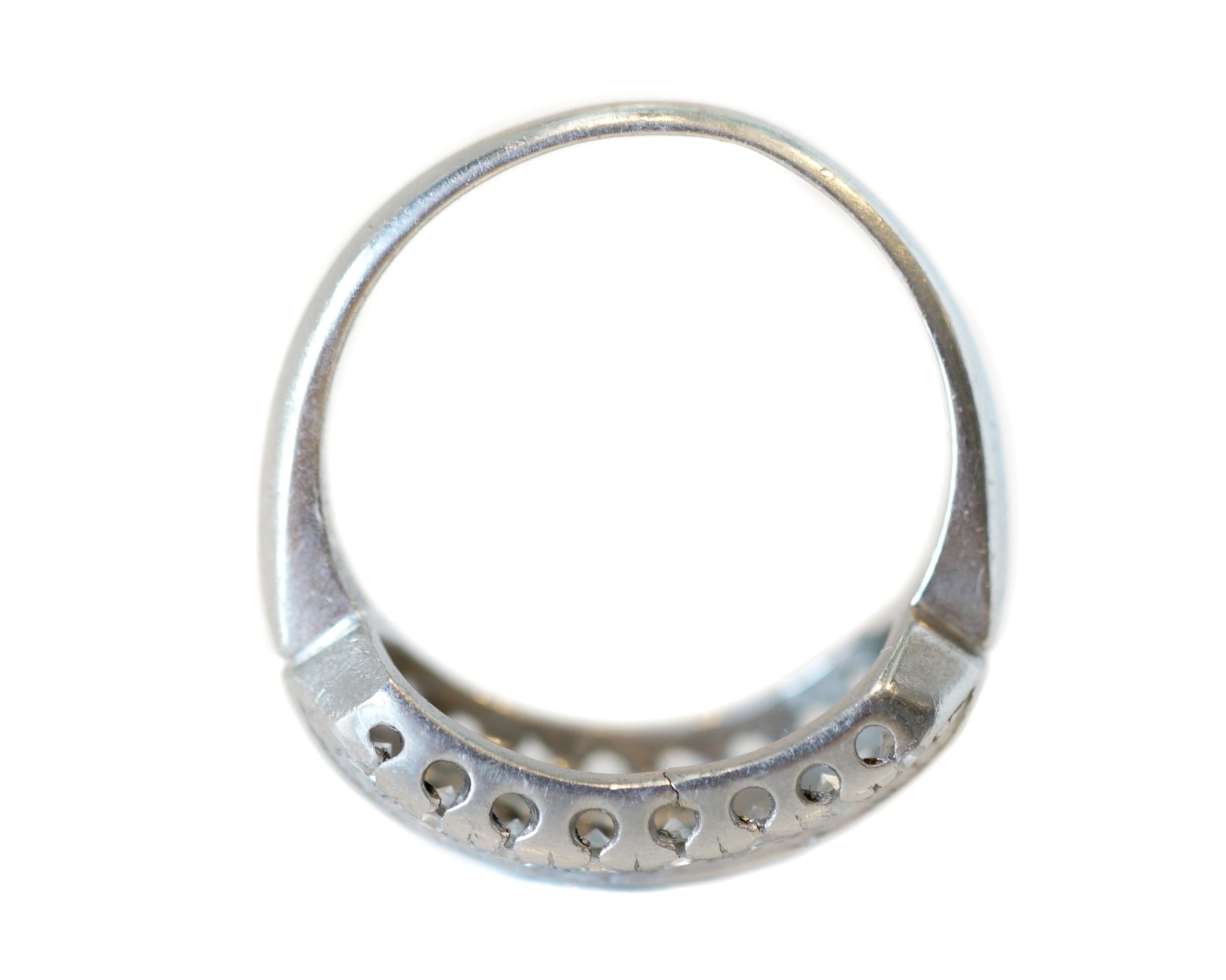 Women's Art Deco 1 Carat 3-Row Antique Singlecut Diamond Platinum Ring, circa 1930s