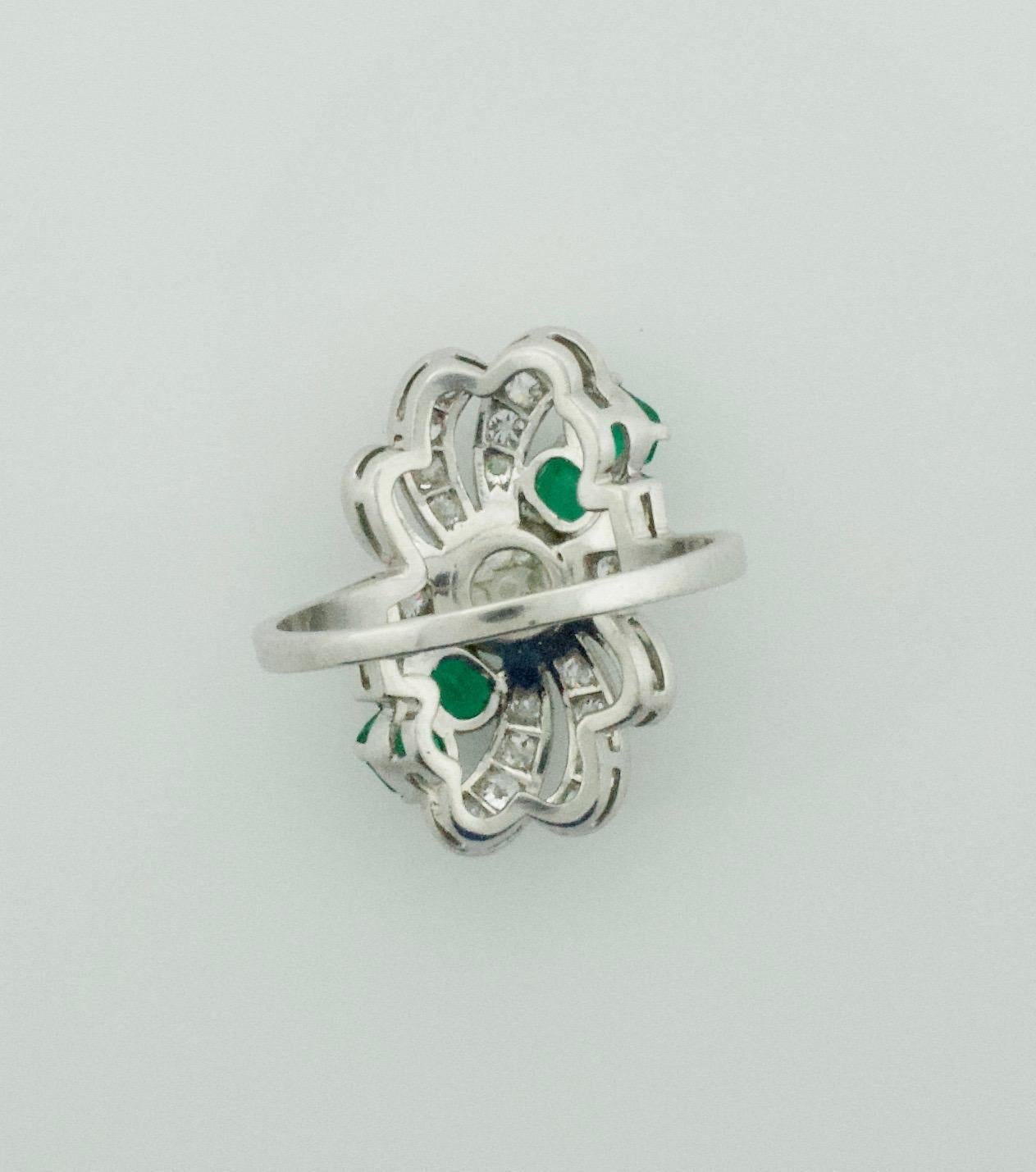 Diamond and Emerald Ring in Platinum, circa 1930s 1