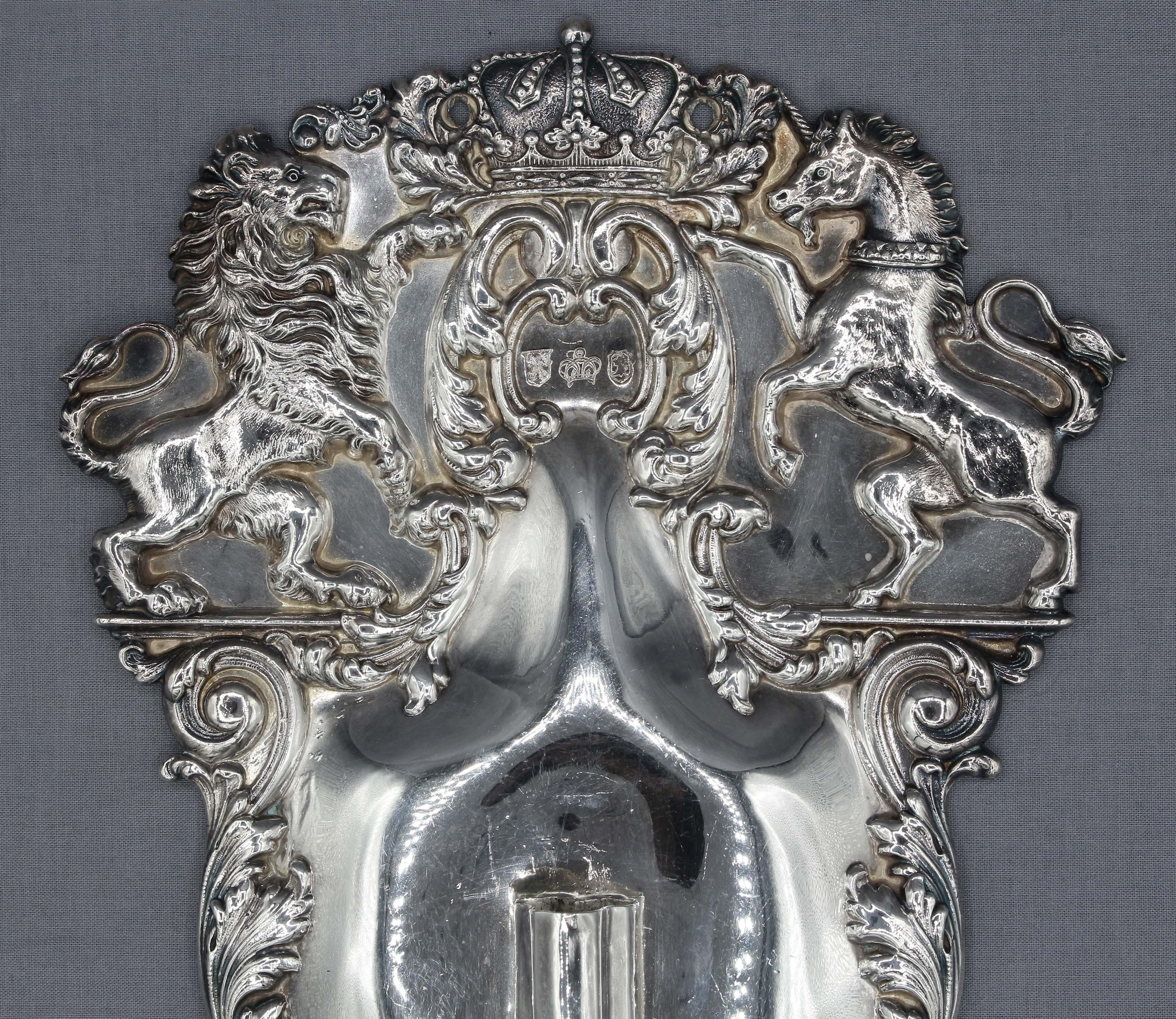 Englischer 3-Licht-Wandleuchter aus Silber auf Kupfer, ca. 1930er Jahre (Mitte des 20. Jahrhunderts) im Angebot