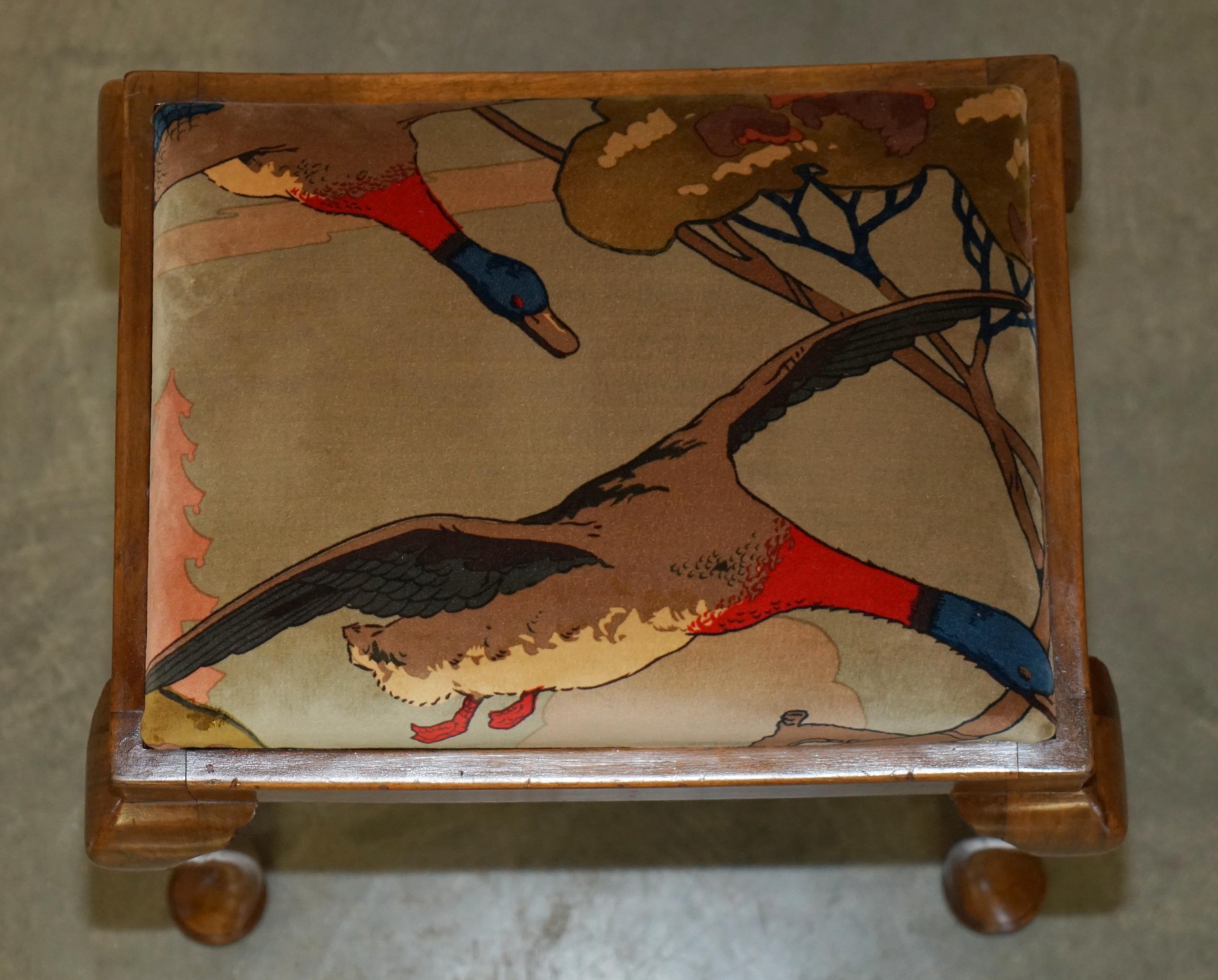 English CIRCA 1930's ENGLISH WALNUT MULBERRY FLYING DUCKS VELVET DRESSING TABLE STOOL For Sale