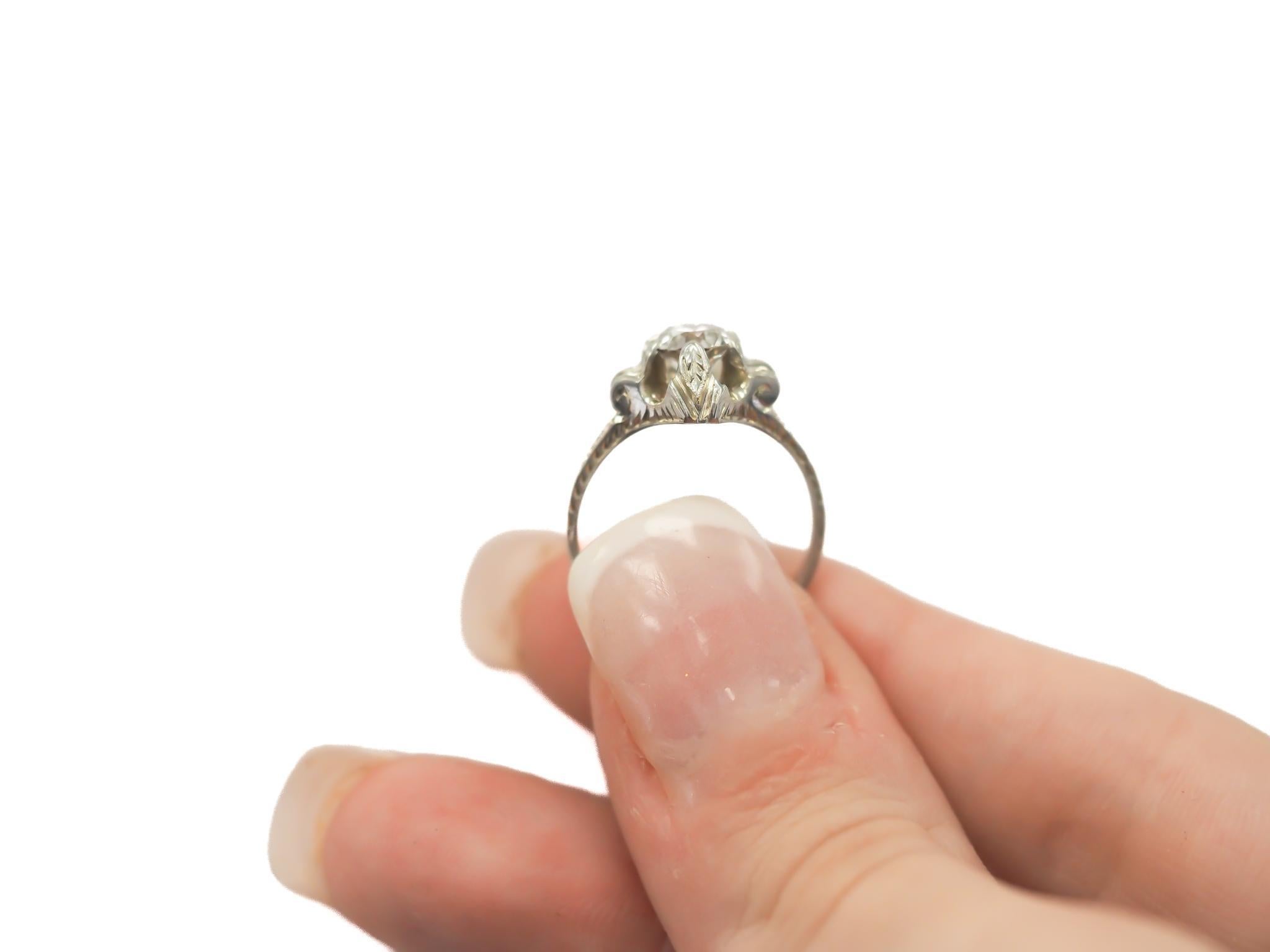 Anillo de compromiso de diamante brillante europeo antiguo de 0,89 ct, GIA, circa años 30 en venta 2