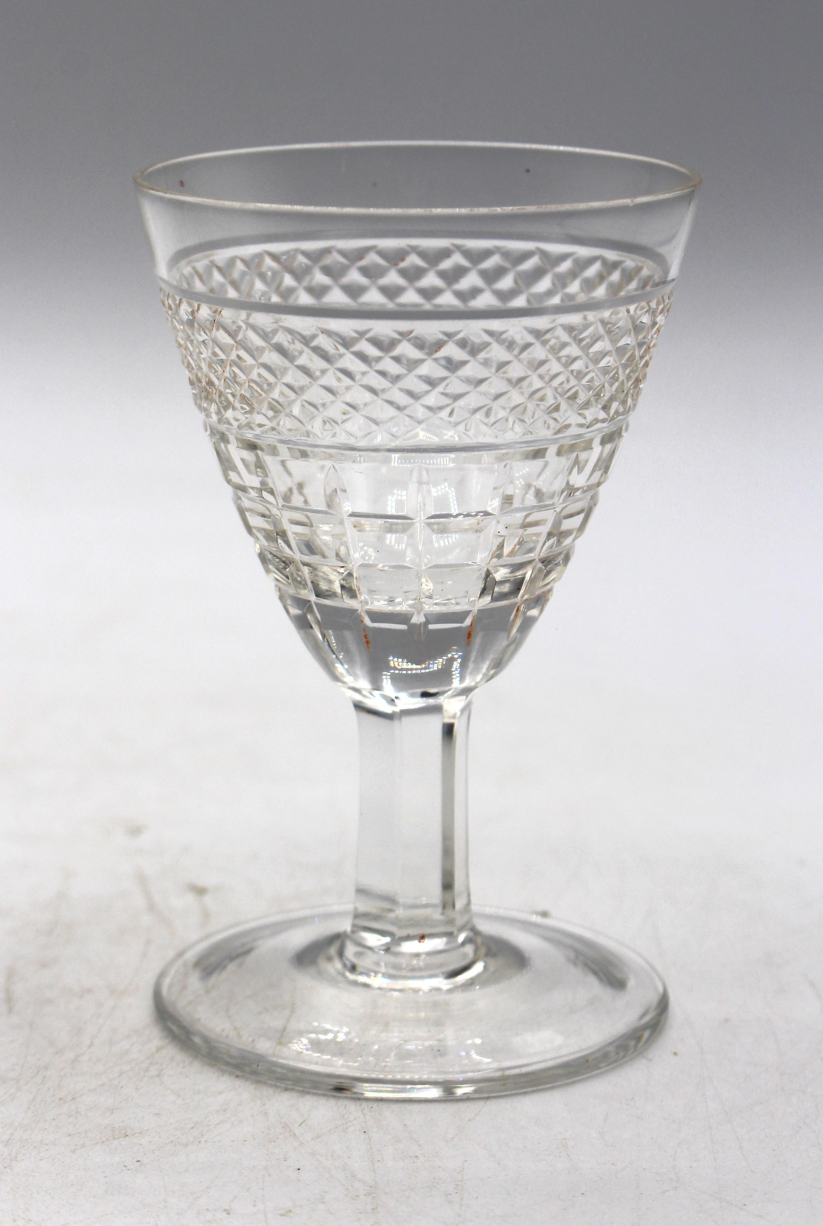 Juego italiano de 10 +1 copas de cristal tallado para aperitivo de los años 30 Neoclásico en venta