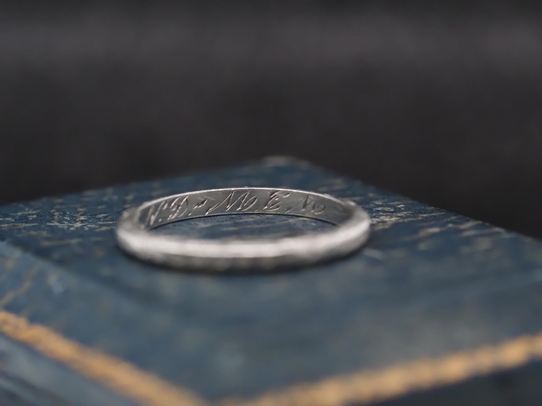 Circa 1930s Orange Blossom Platinum Wedding Band Size 5.25 For Sale 1