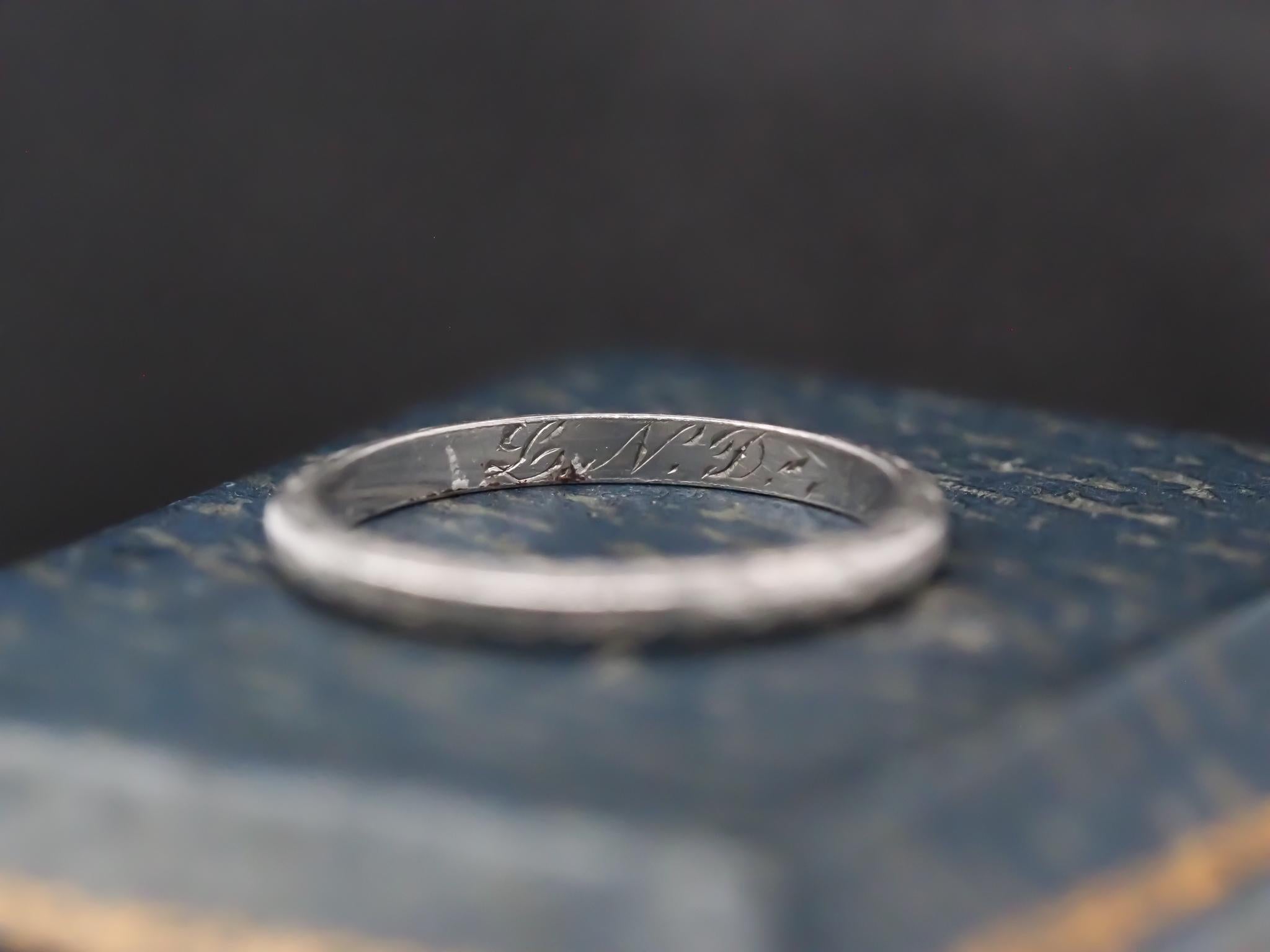 Circa 1930s Orange Blossom Platinum Wedding Band Size 5.25 For Sale 2