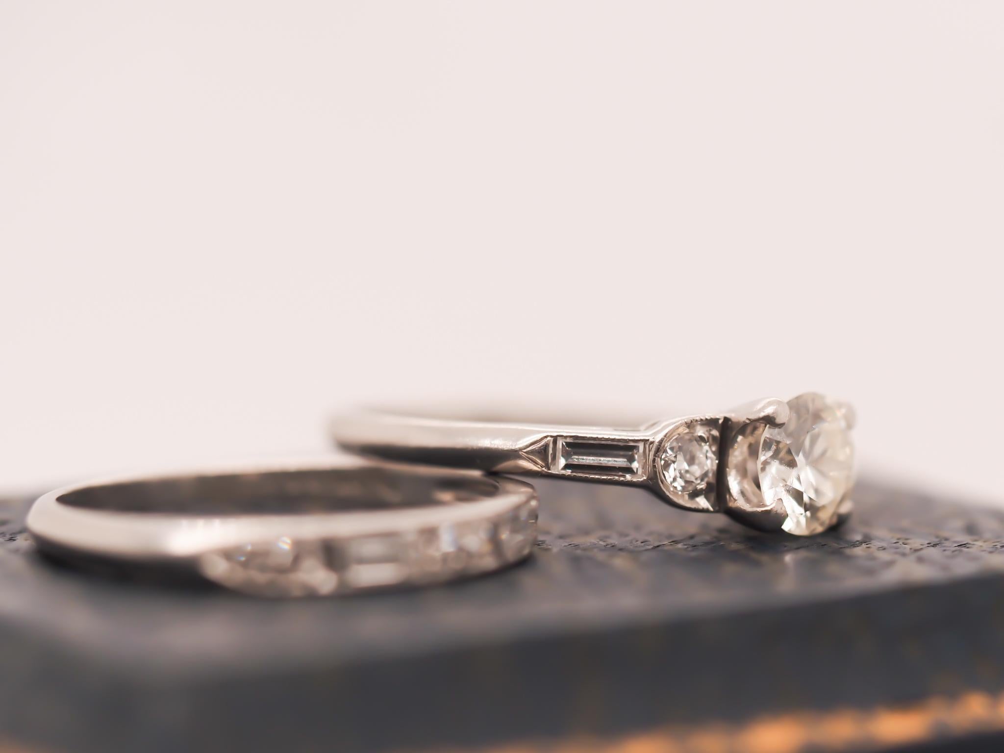 Women's Circa 1930s Platinum Art Deco Engagement Ring and Wedding Band Set For Sale
