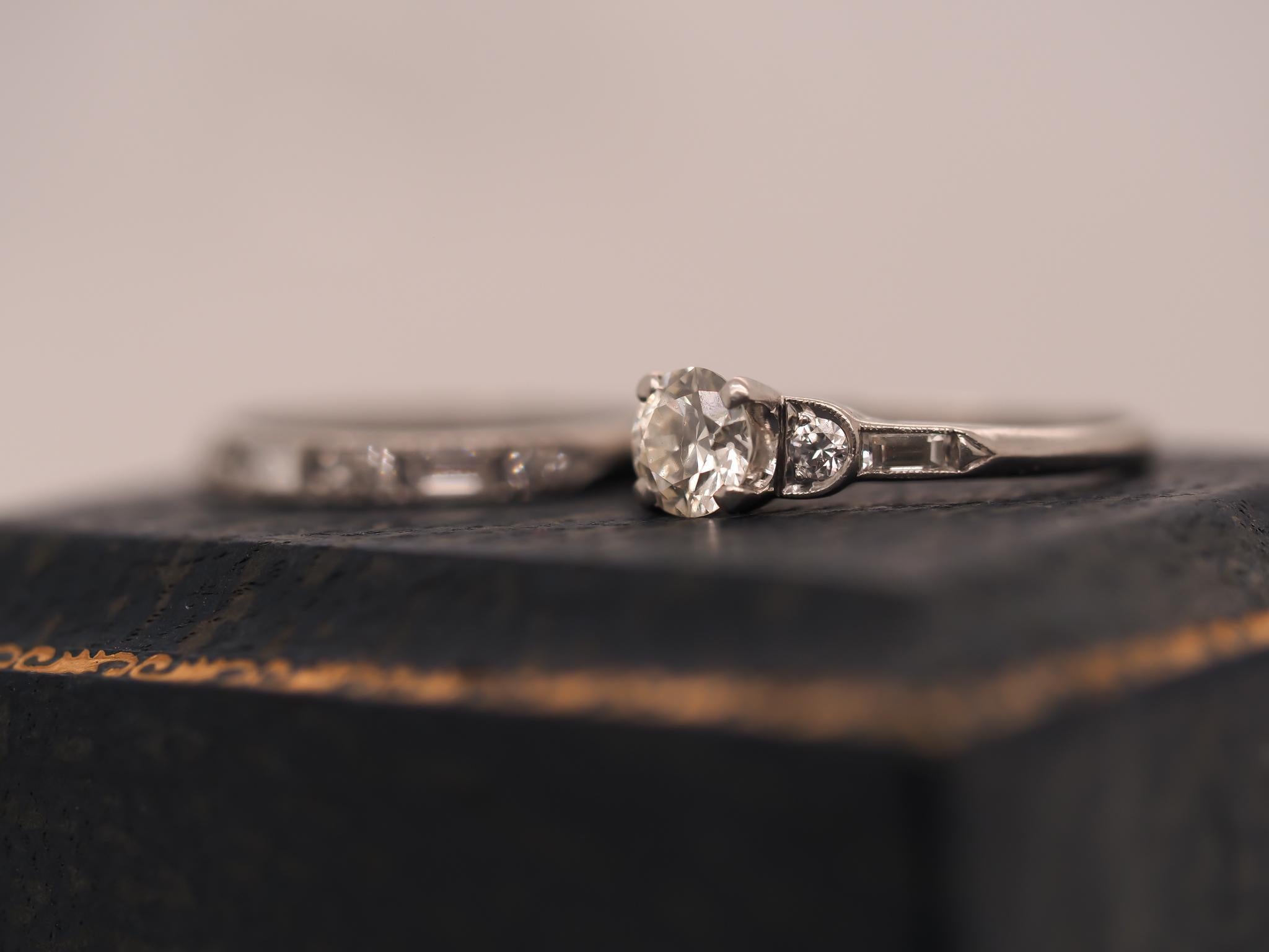 Circa 1930s Platinum Art Deco Engagement Ring and Wedding Band Set For Sale 1