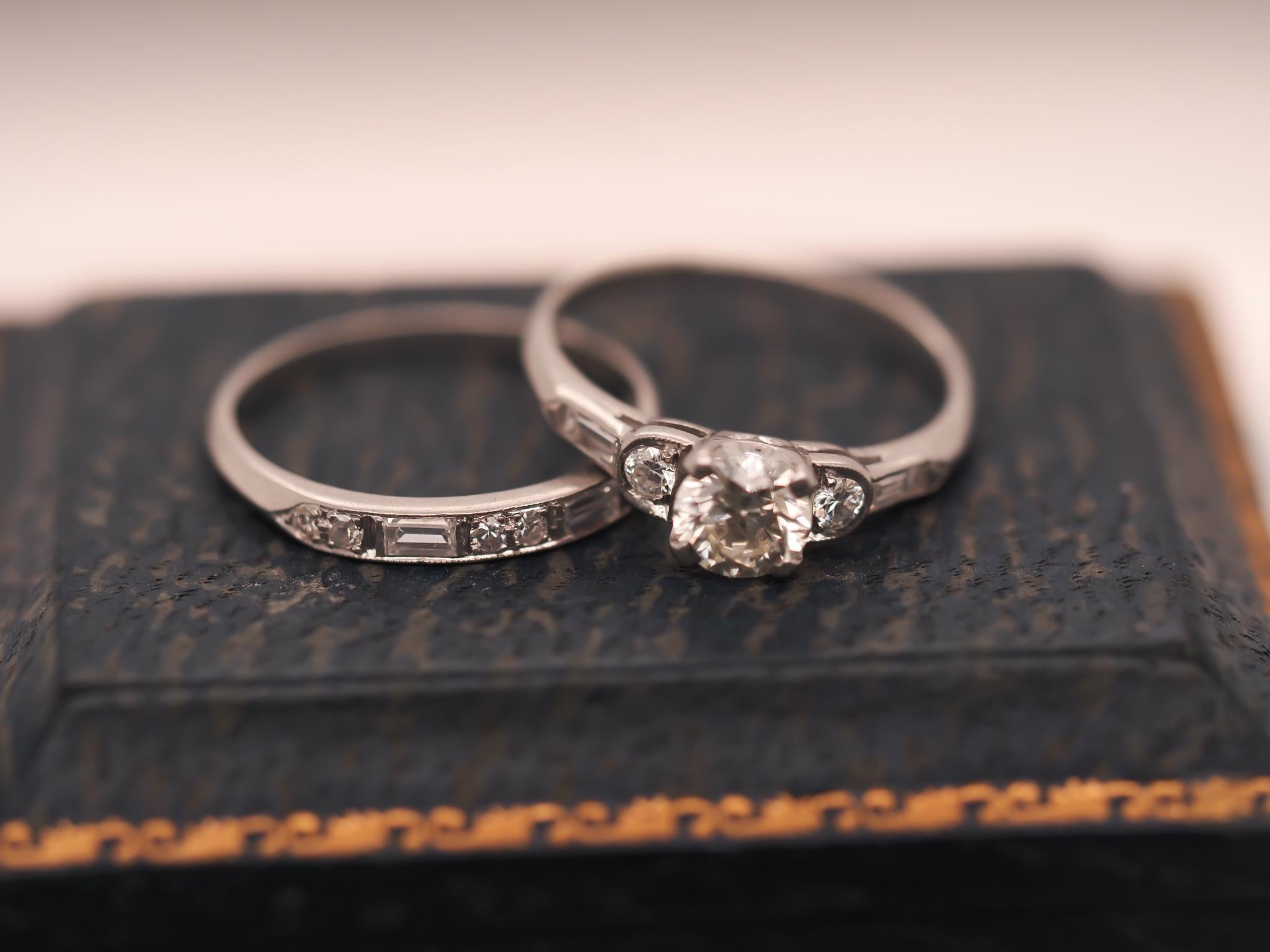 Circa 1930s Platinum Art Deco Engagement Ring and Wedding Band Set For Sale 3