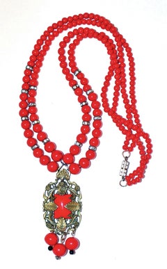 Circa 1930s Red Beaded Pendant Necklace
