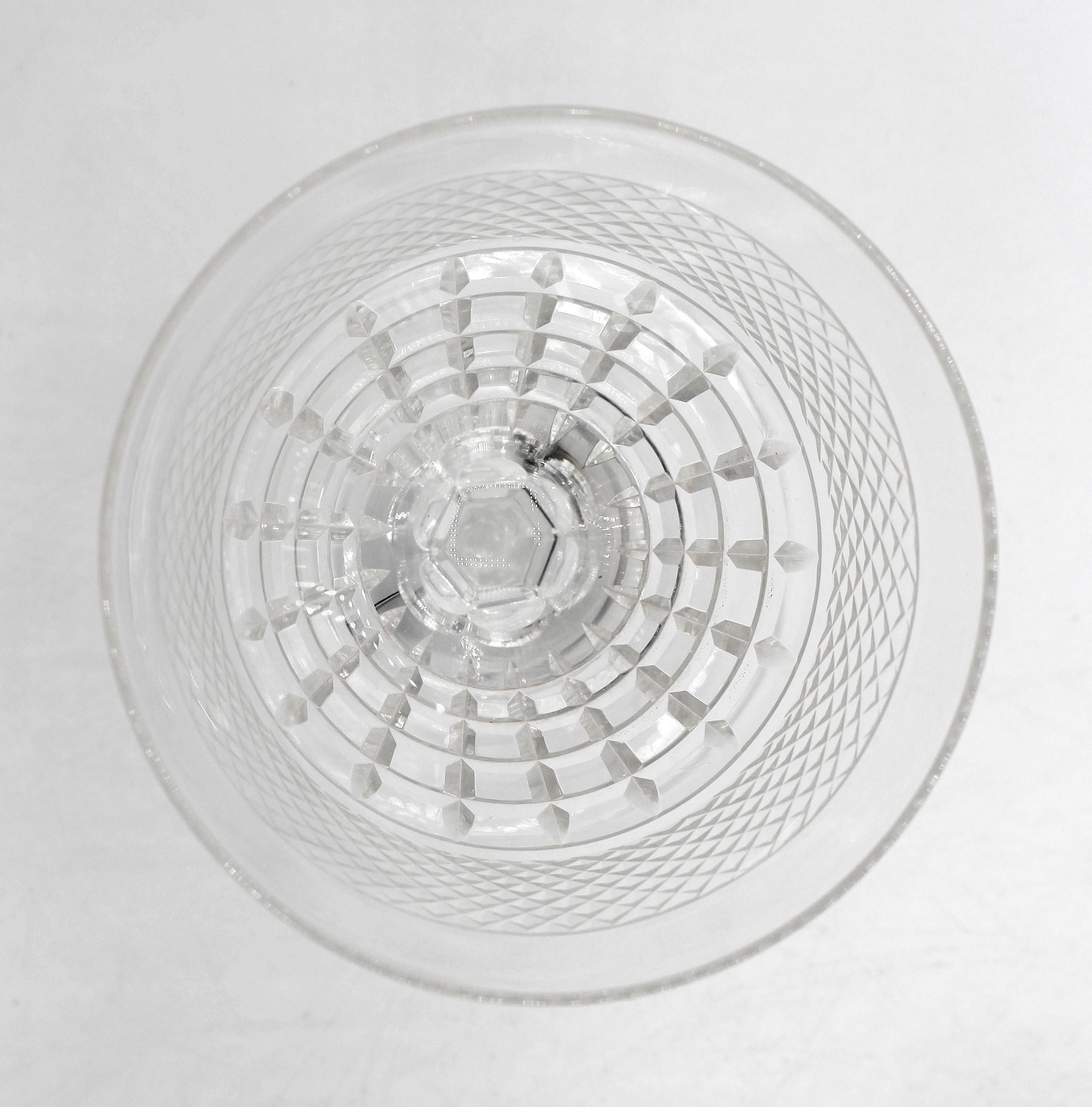 Art déco Ensemble de 12 verres à vin rouges italiens soufflés datant des années 1930 en vente