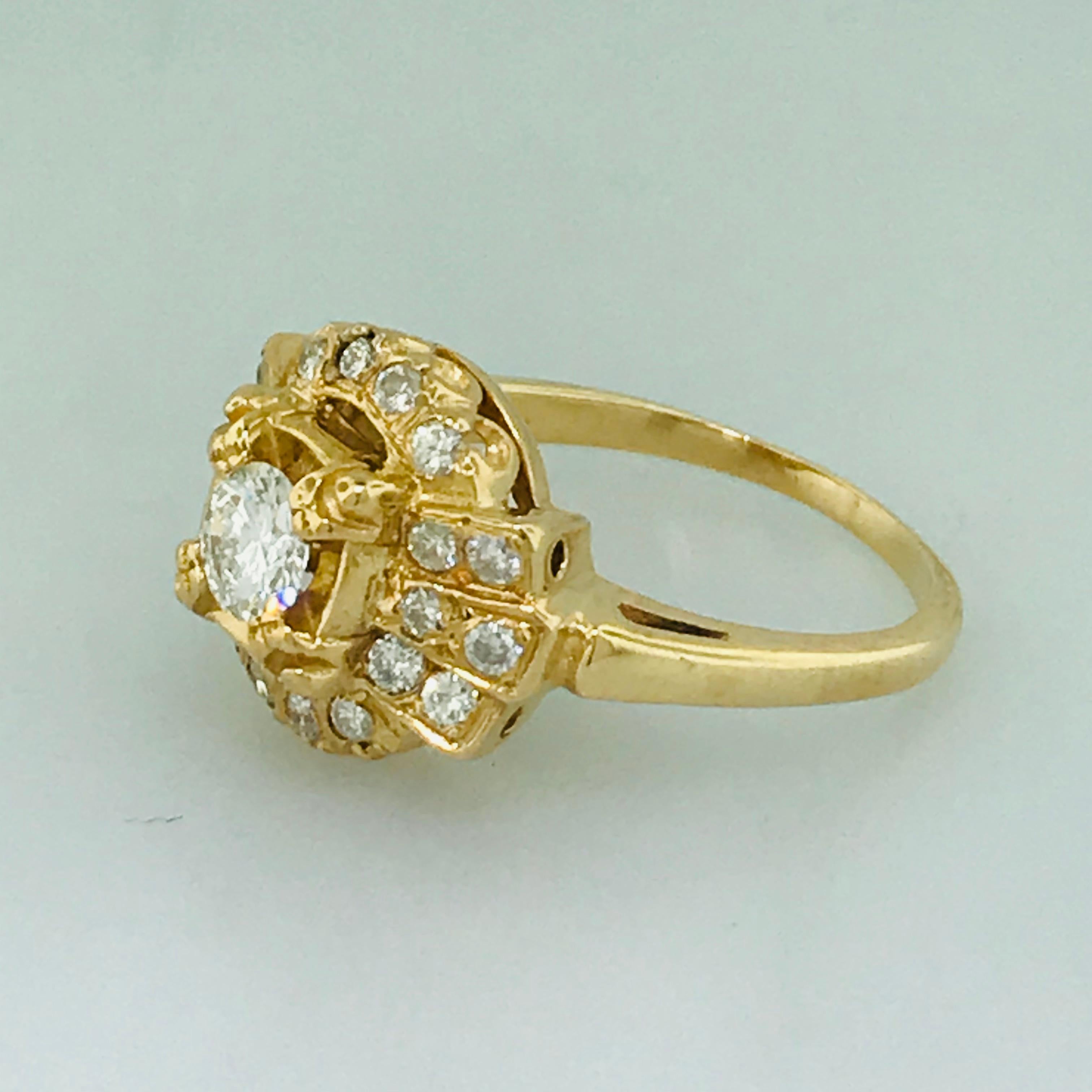 Round Cut 1.00 Carat Diamond Vintage Estate Ring in 14 Karat Yellow Gold, circa 1935