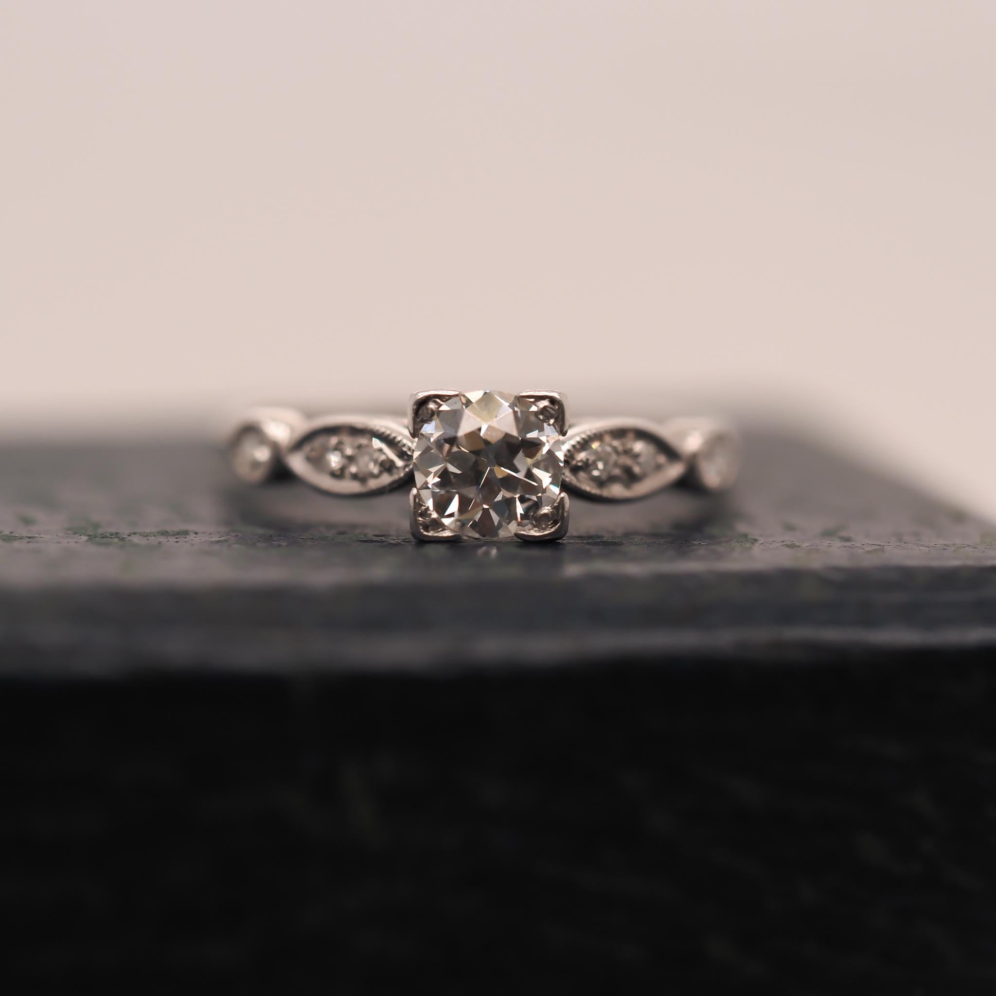 Circa 1938 Engraved Art Deco Platinum Engagement Ring and Band In Good Condition For Sale In Hicksville, NY