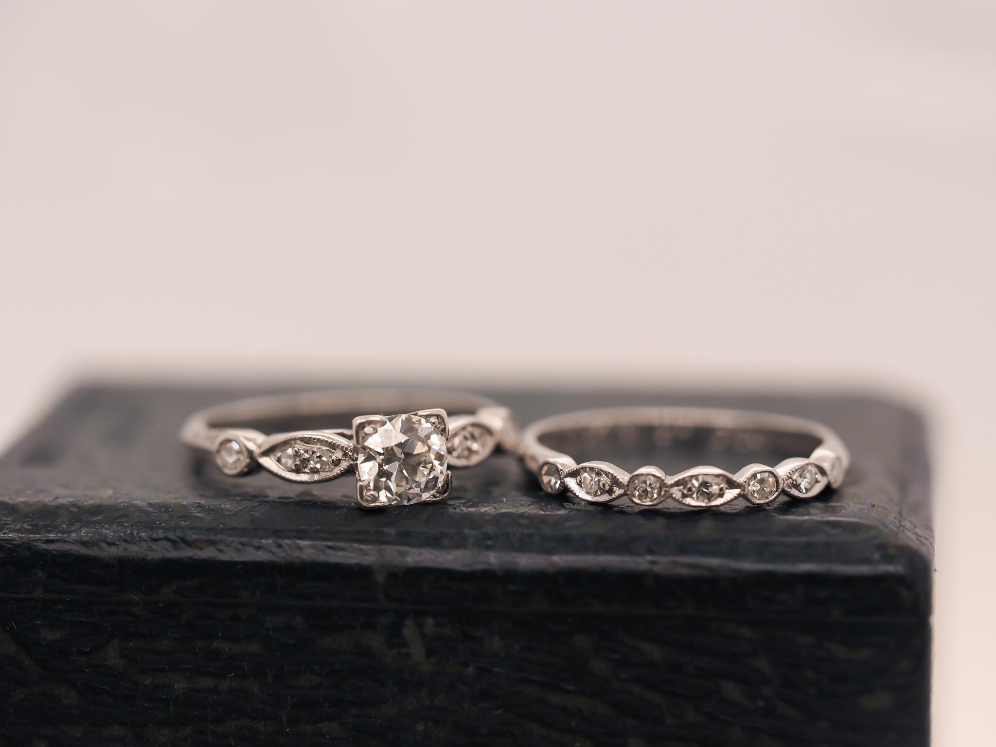 Circa 1938 Engraved Art Deco Platinum Engagement Ring and Band For Sale 2