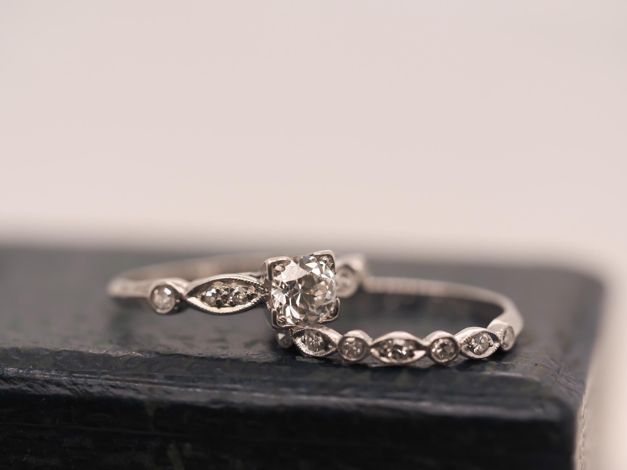 Circa 1938 Engraved Art Deco Platinum Engagement Ring and Band For Sale 3