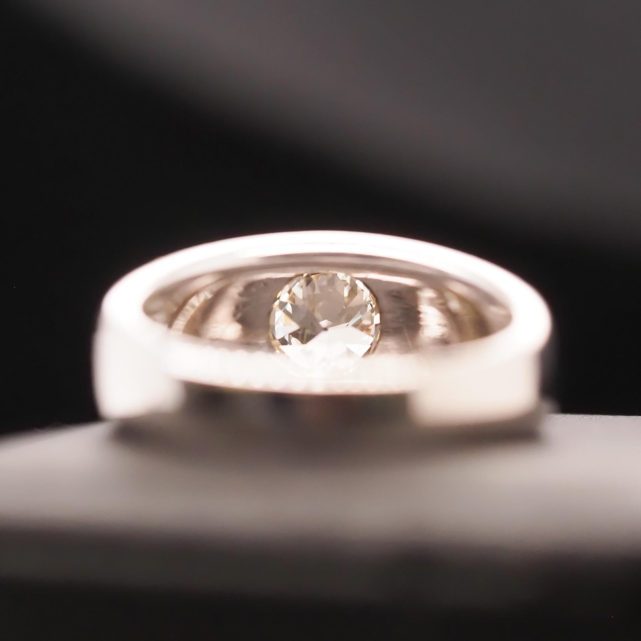 Women's Circa 1940s 14K White Gold 1.35ct Old European Brilliant Diamond Ring For Sale