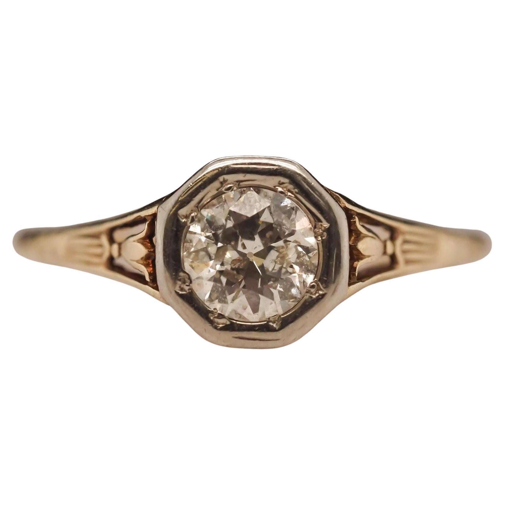 Circa 1940s Bague de fiançailles en or jaune 14K avec un diamant européen de 0,50ct