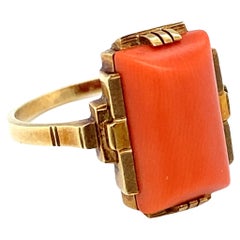 Vintage Circa 1940s Art Deco Style Rectangular Coral Ring in 14 Karat Yellow Gold