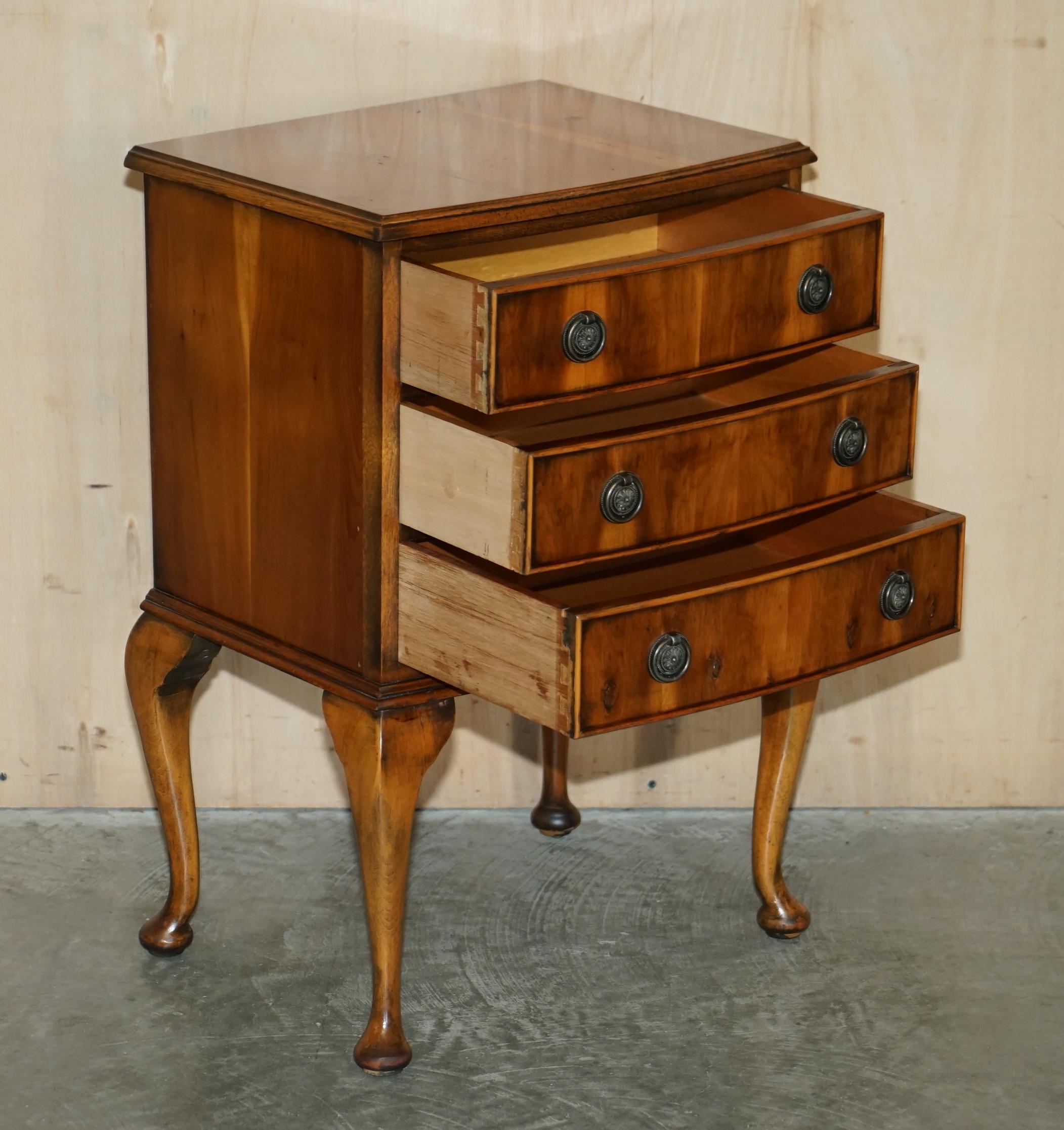CIRCA 1940's BURR YEW WOOD BOW FRONTED BEDSIDE SIDE TABLE CHEST OF DRAWERS For Sale 9