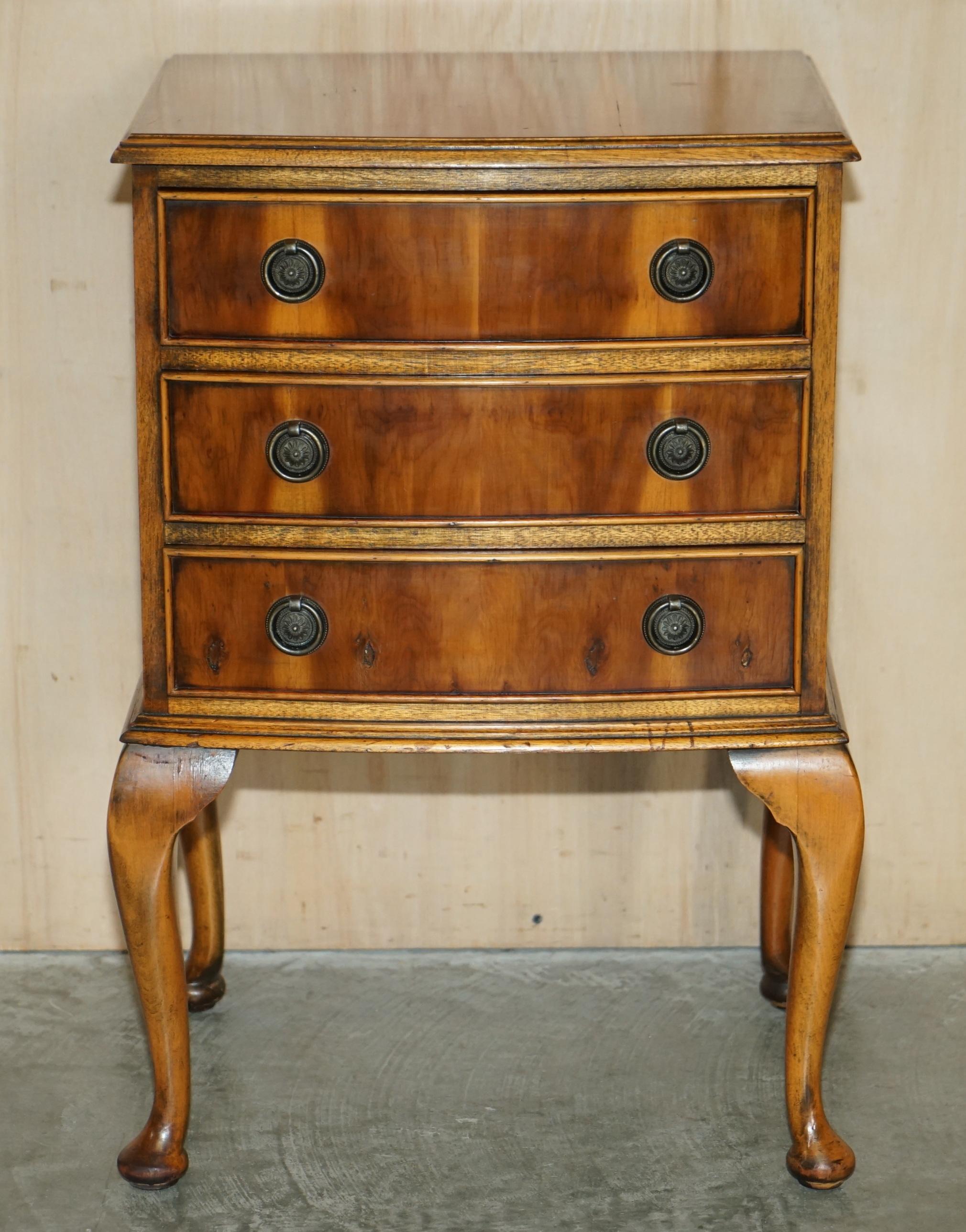 Royal House Antiques

Royal House Antiques is delighted to offer for sale this stunning Burr yew wood, bow fronted, bedside / side end table sized drawers

Please note the delivery fee listed is just a guide, it covers within the M25 only for