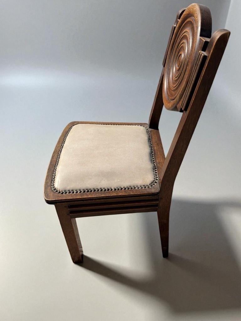 Circa 1940s  Carved Dark Oak & Beige Velvet  Charles Dudouyt attributed In Good Condition For Sale In Kaštel Sućurac, HR
