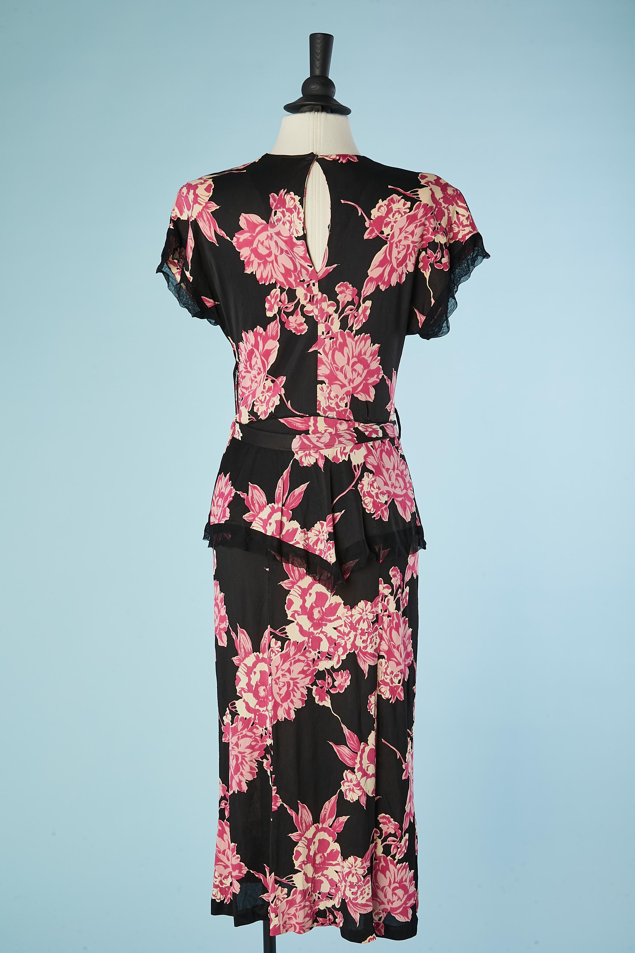 Women's Circa 1940's jersey cocktail dress with pink flowers printed For Sale