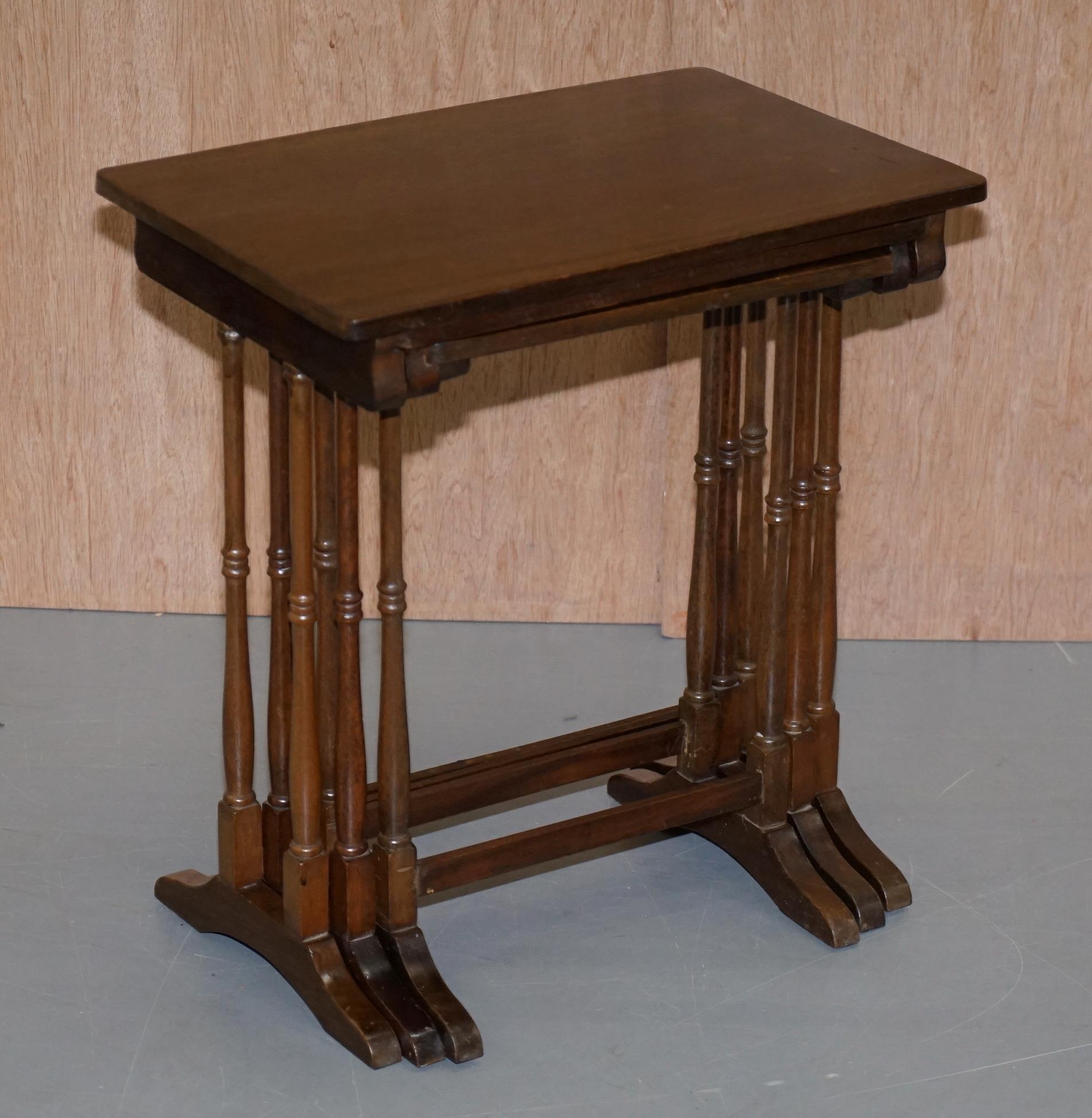 We are delighted to offer for sale this nice vintage circa 1940’s nest of three English Mahogany tables with nicely carved legs

A good decorative set, they have famboo carved legs which dates back to the 1800’s, it’s a very stylish and