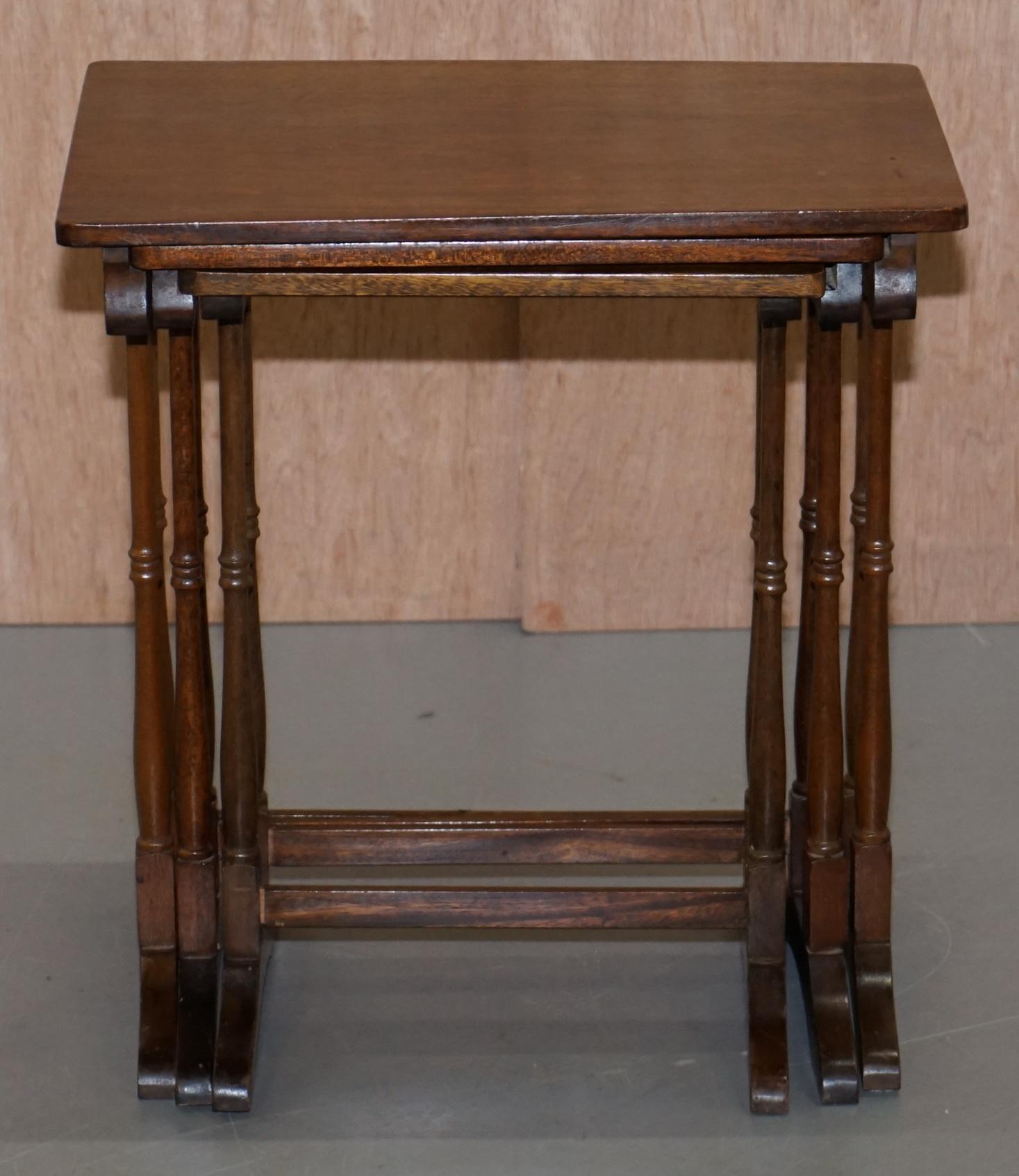 Mid-Century Modern Nest of Three Mahogany Tables with Nicely Carved Decorative Legs circa 1940s 