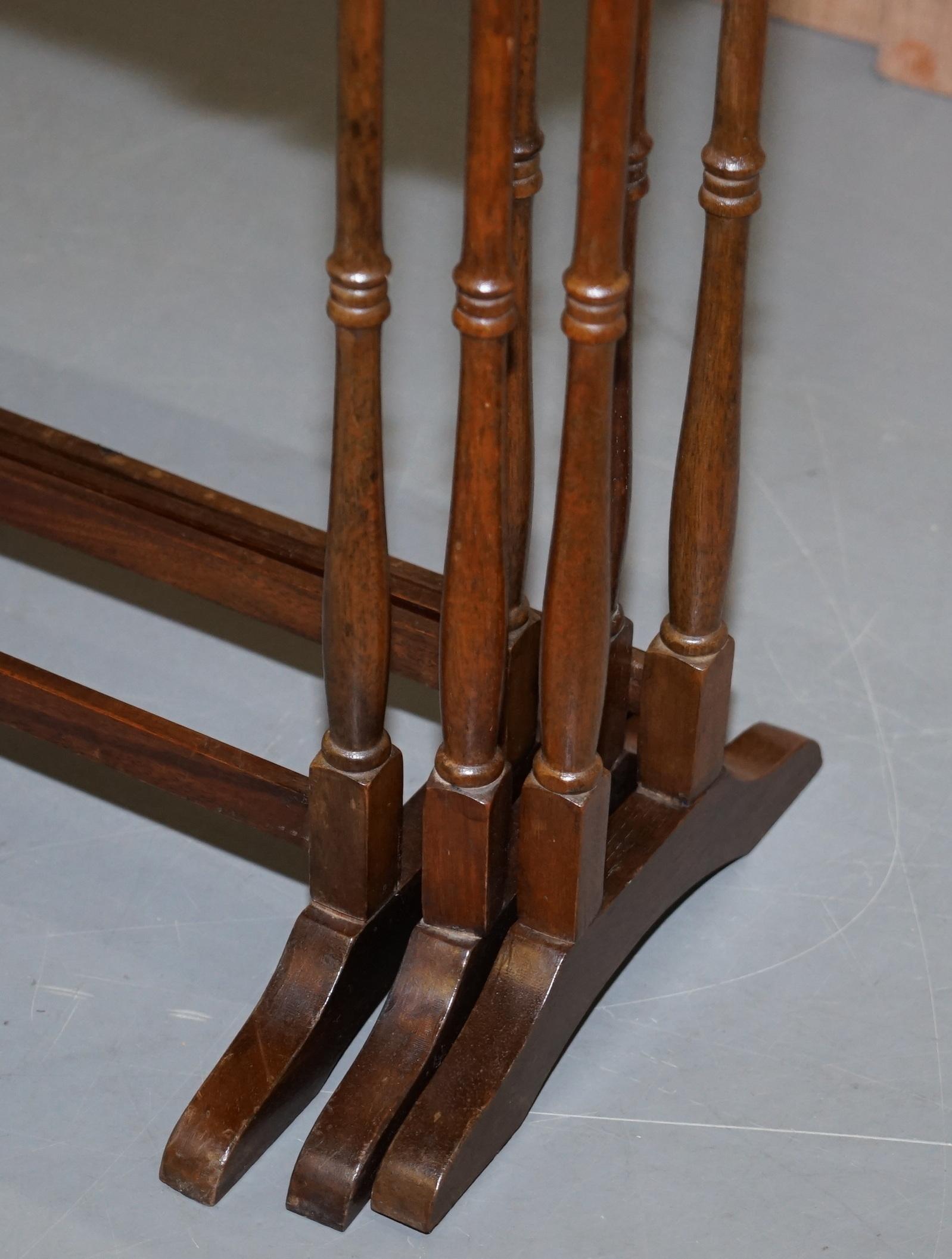 Hand-Crafted Nest of Three Mahogany Tables with Nicely Carved Decorative Legs circa 1940s 