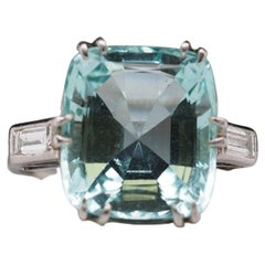 Vintage Platinum Art Deco Aquamarine Ring, circa 1940s