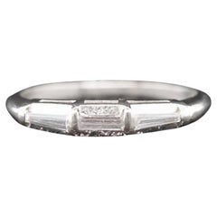 Circa 1940s Anillo de Diamantes Baguete Vintage en Platino