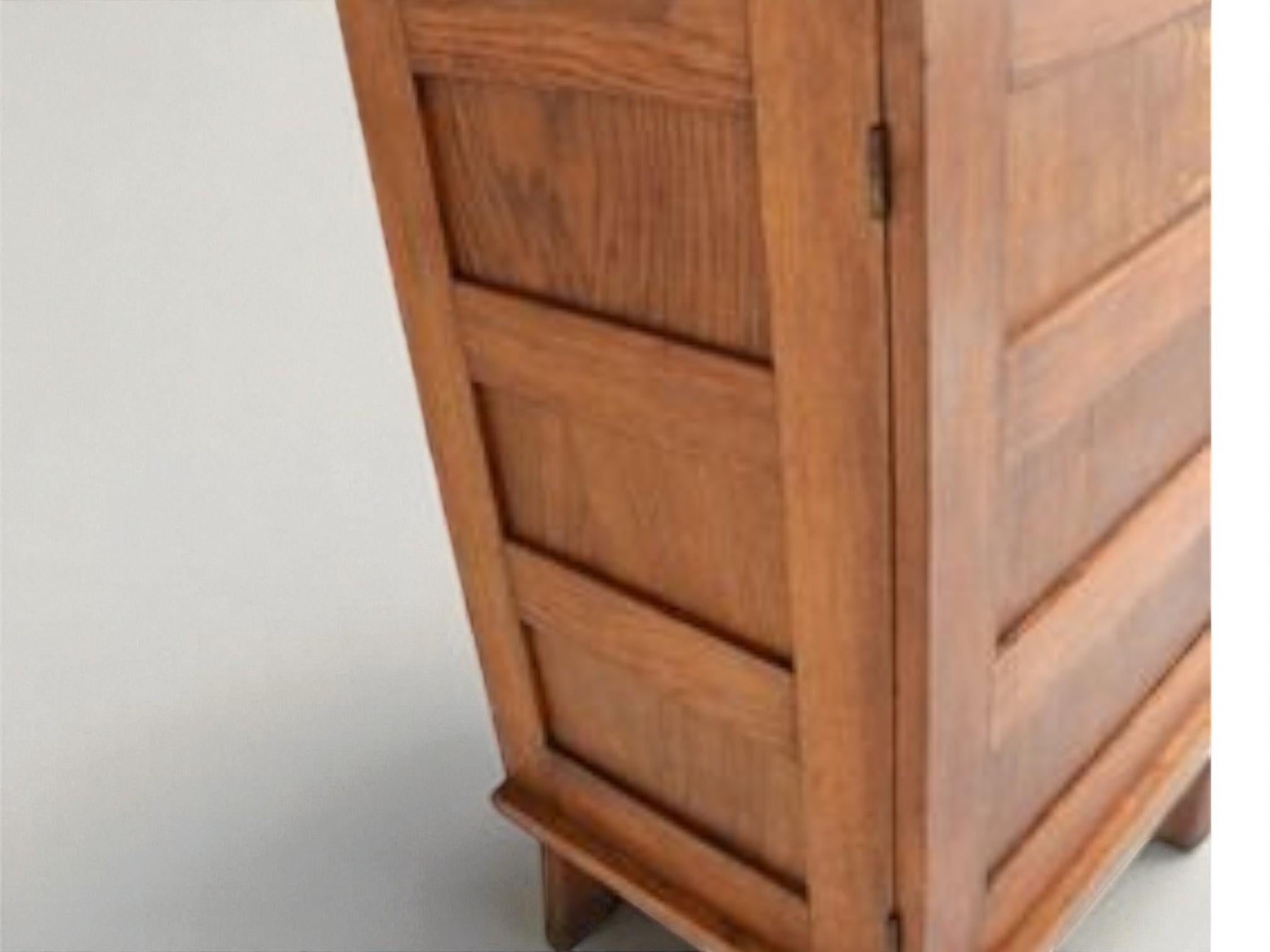 Circa 1940s - Solid Oak - France - René Gabriel For Sale 1