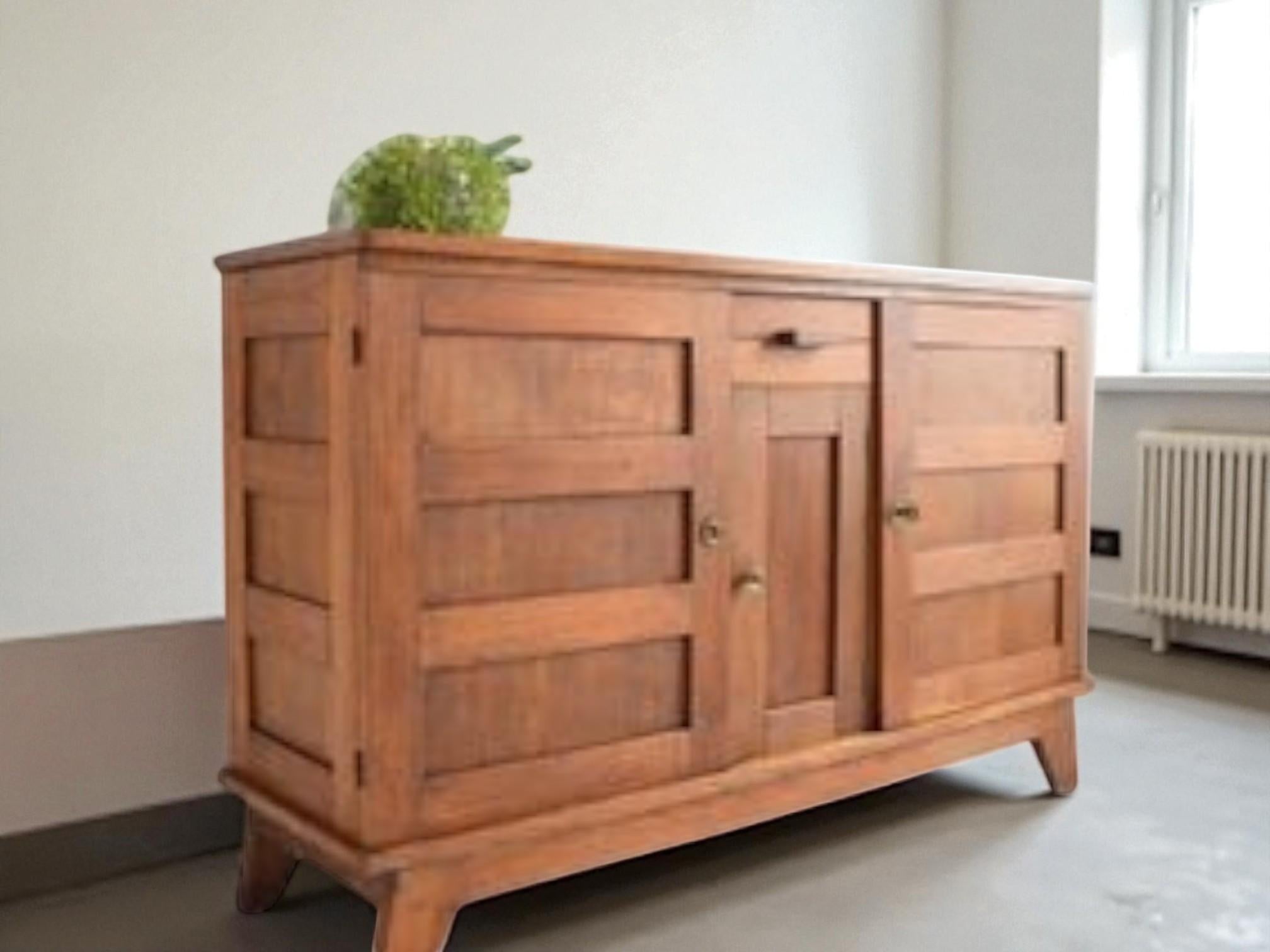 French Provincial Circa 1940s - Solid Oak - France - René Gabriel For Sale