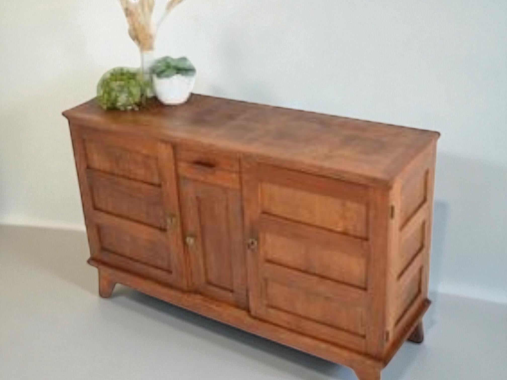 French Circa 1940s - Solid Oak - France - René Gabriel For Sale