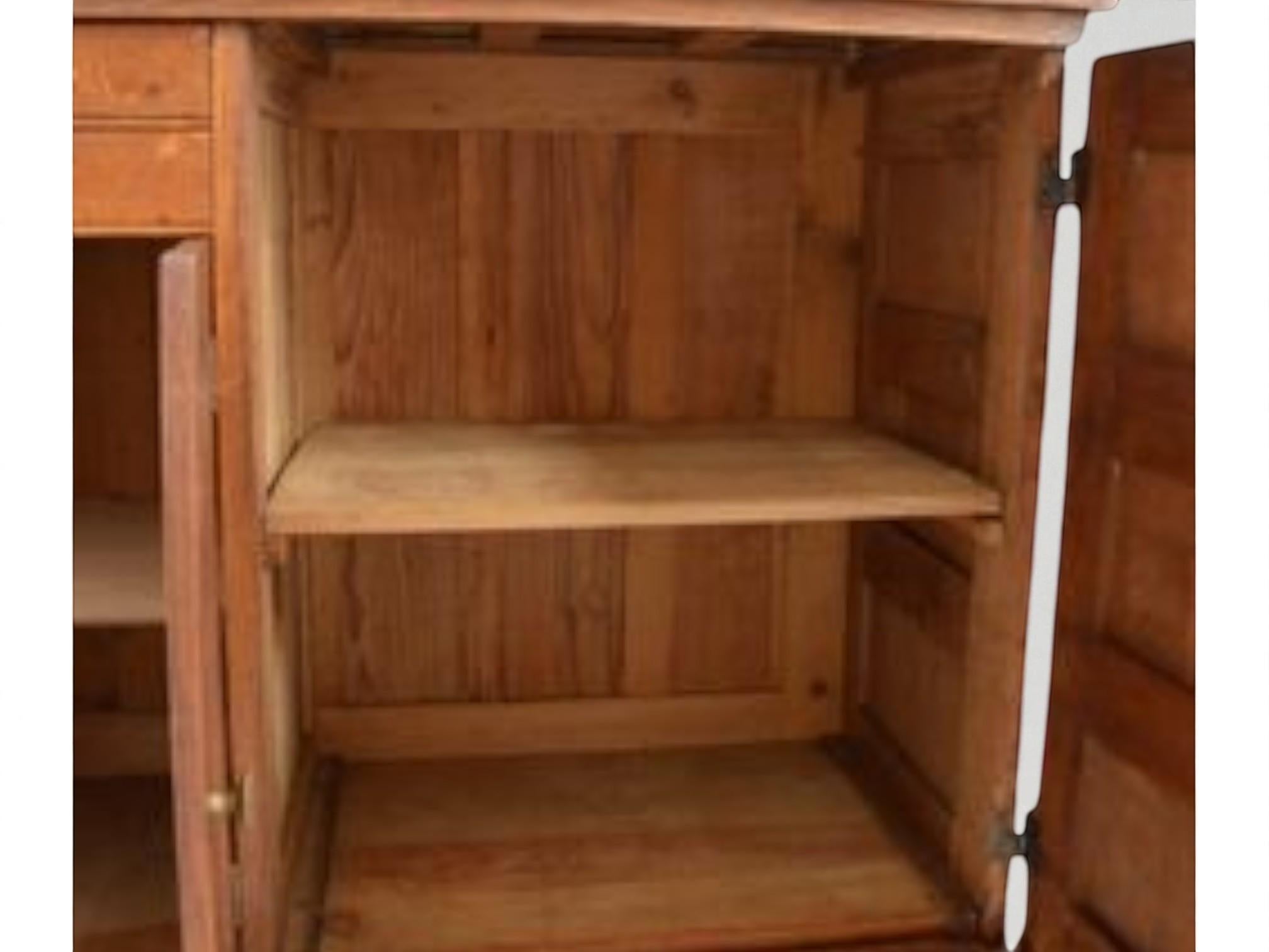 Circa 1940s - Solid Oak - France - René Gabriel For Sale 4