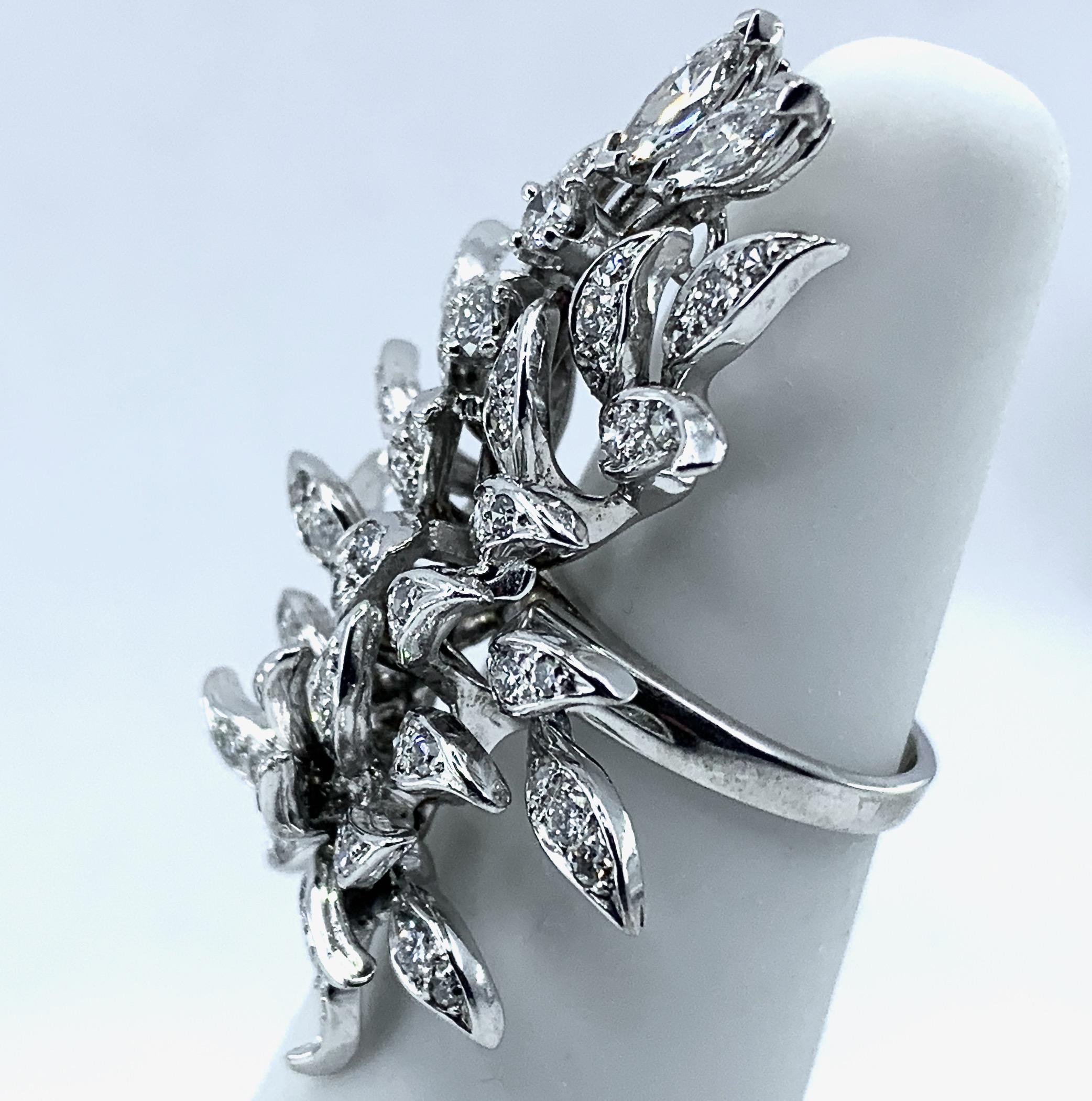 Leafy 1970s Cocktail Ring in White Gold with 1 Carat Full- & Single-Cut Diamonds 3