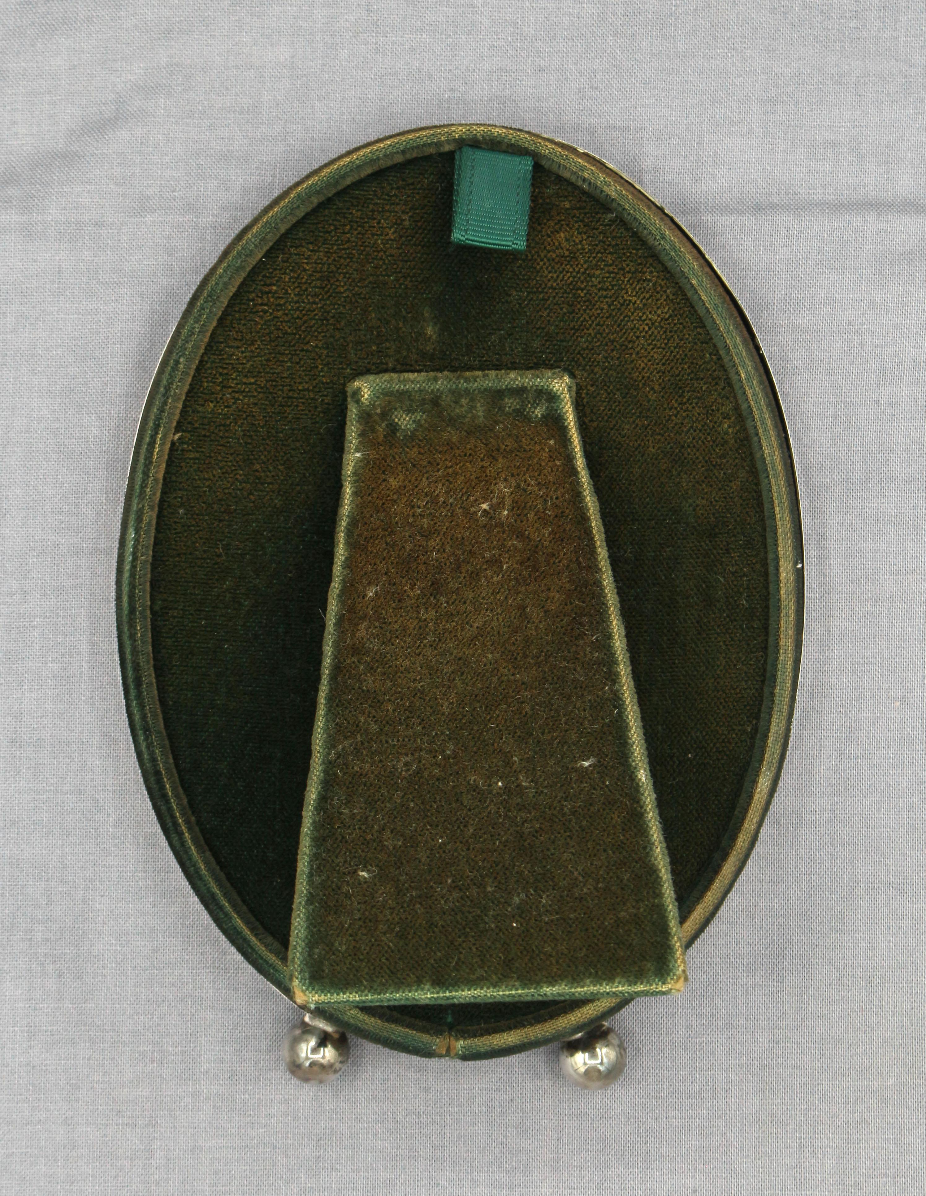 Circa 1950 Oval Sterling Silver Picture Frame by Gorham In Good Condition In Chapel Hill, NC