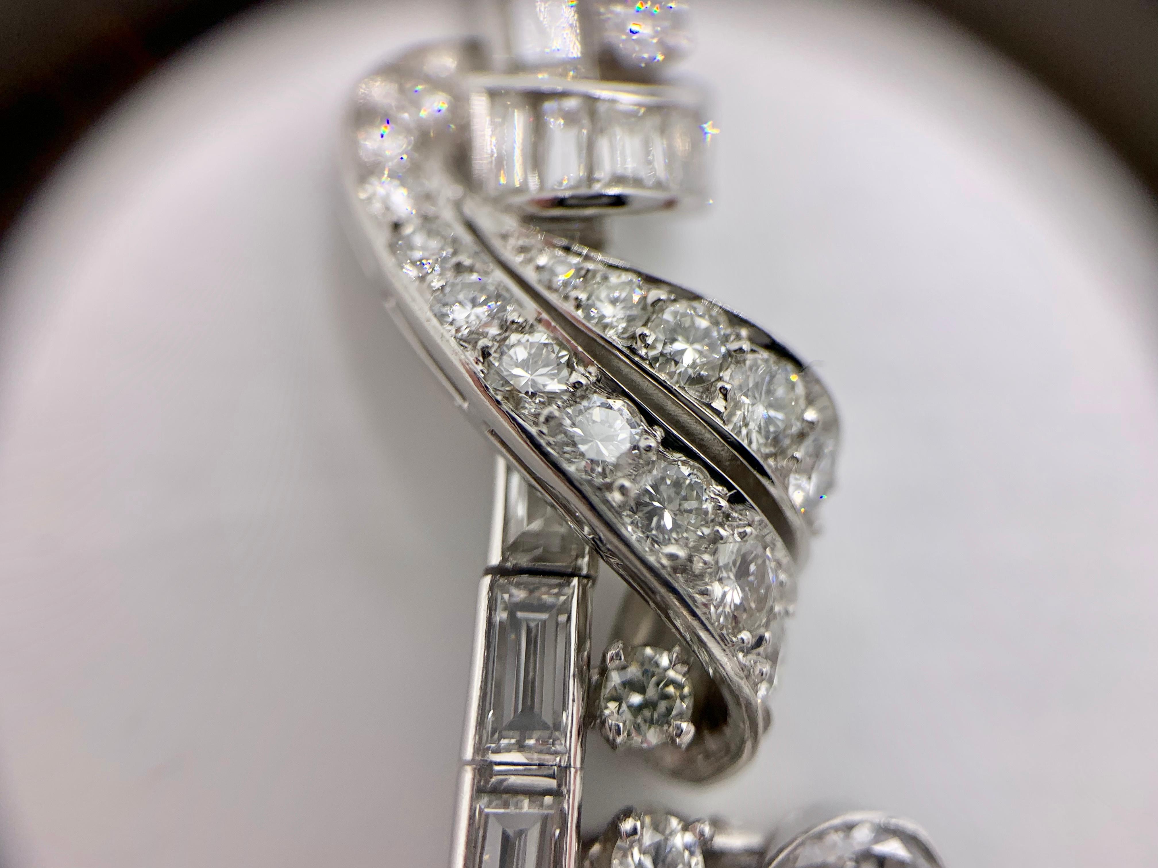 Platinum and Diamond Necklace Approximately 43 Carat Total Weight, circa 1950 For Sale 4