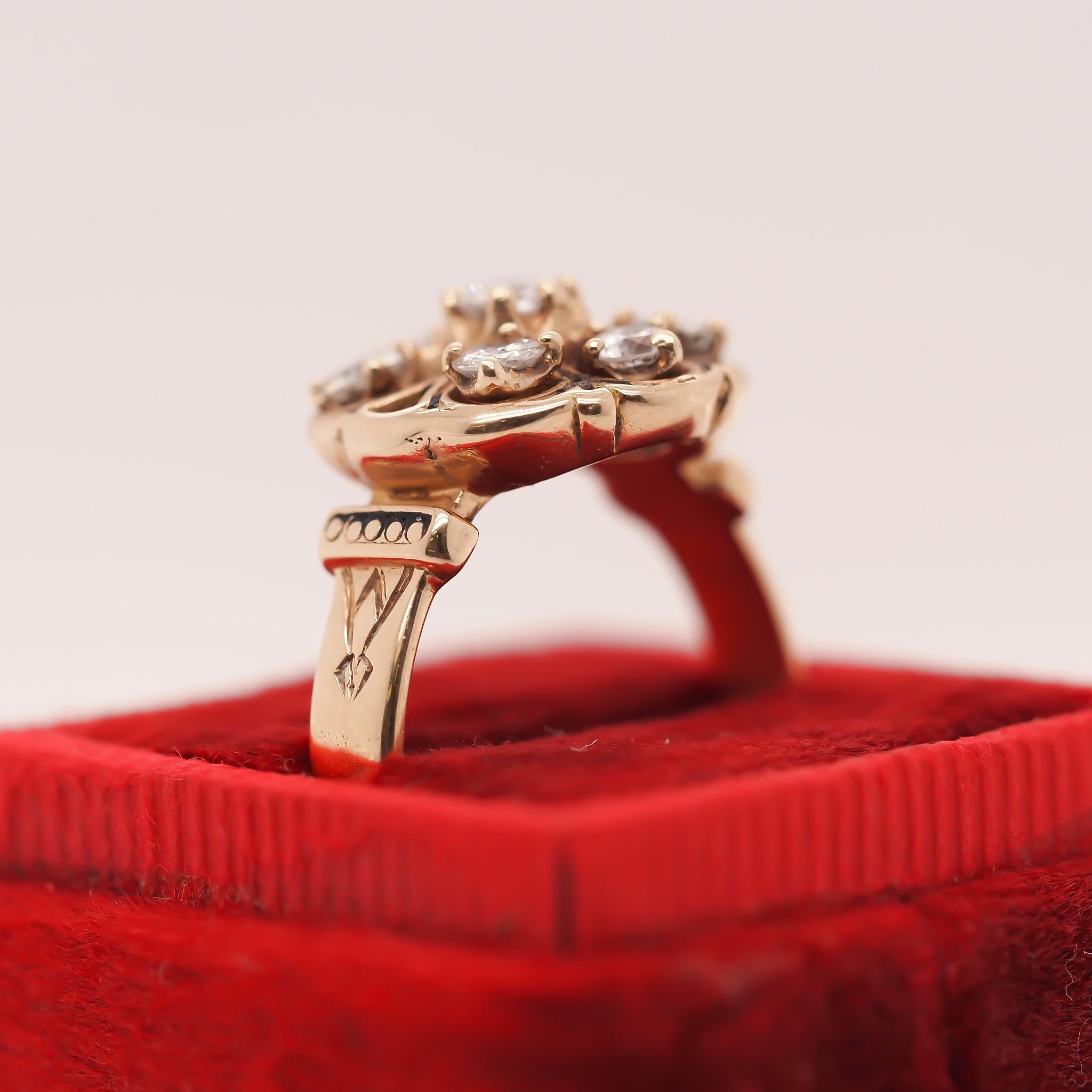 Circa 1950s 14K Yellow Gold Diamond and Enamel Ring For Sale 7