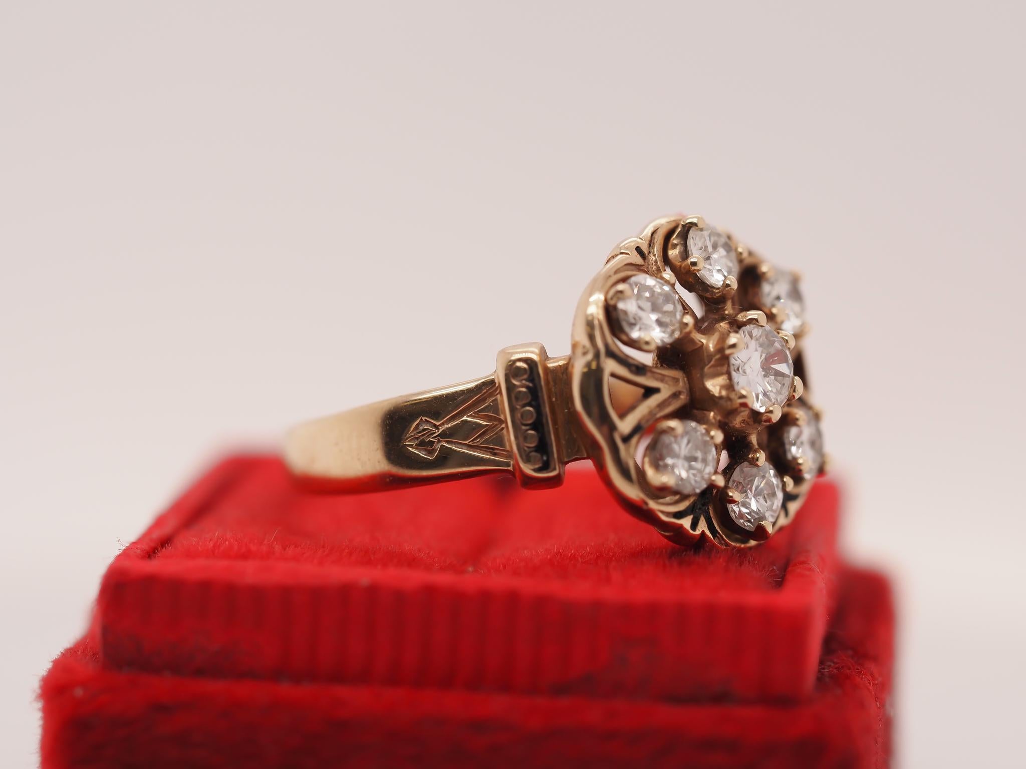 Circa 1950s 14K Yellow Gold Diamond and Enamel Ring For Sale 2