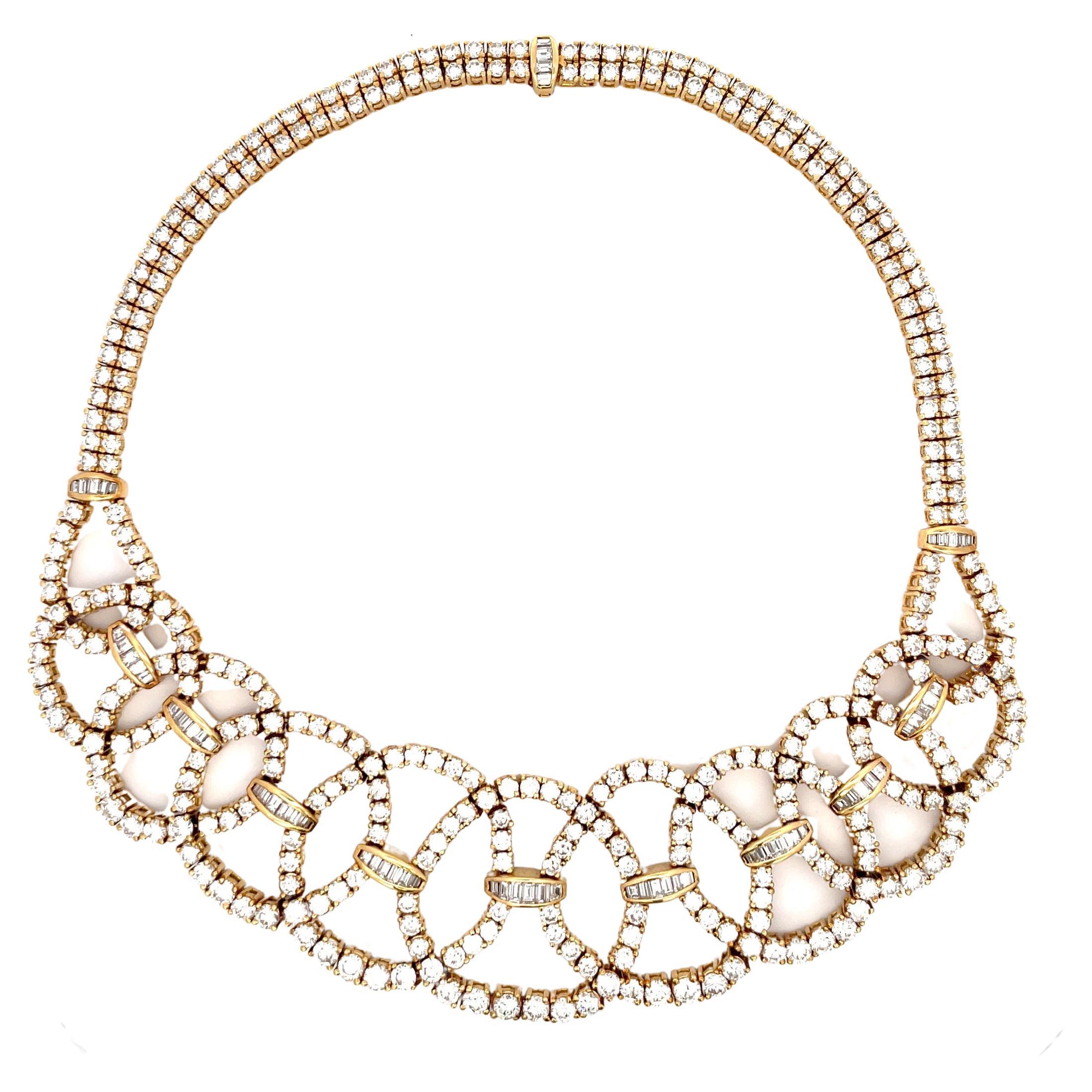 Circa 1950s Diamond Collar Necklace 45 Carats 18 Karat Yellow Gold For Sale