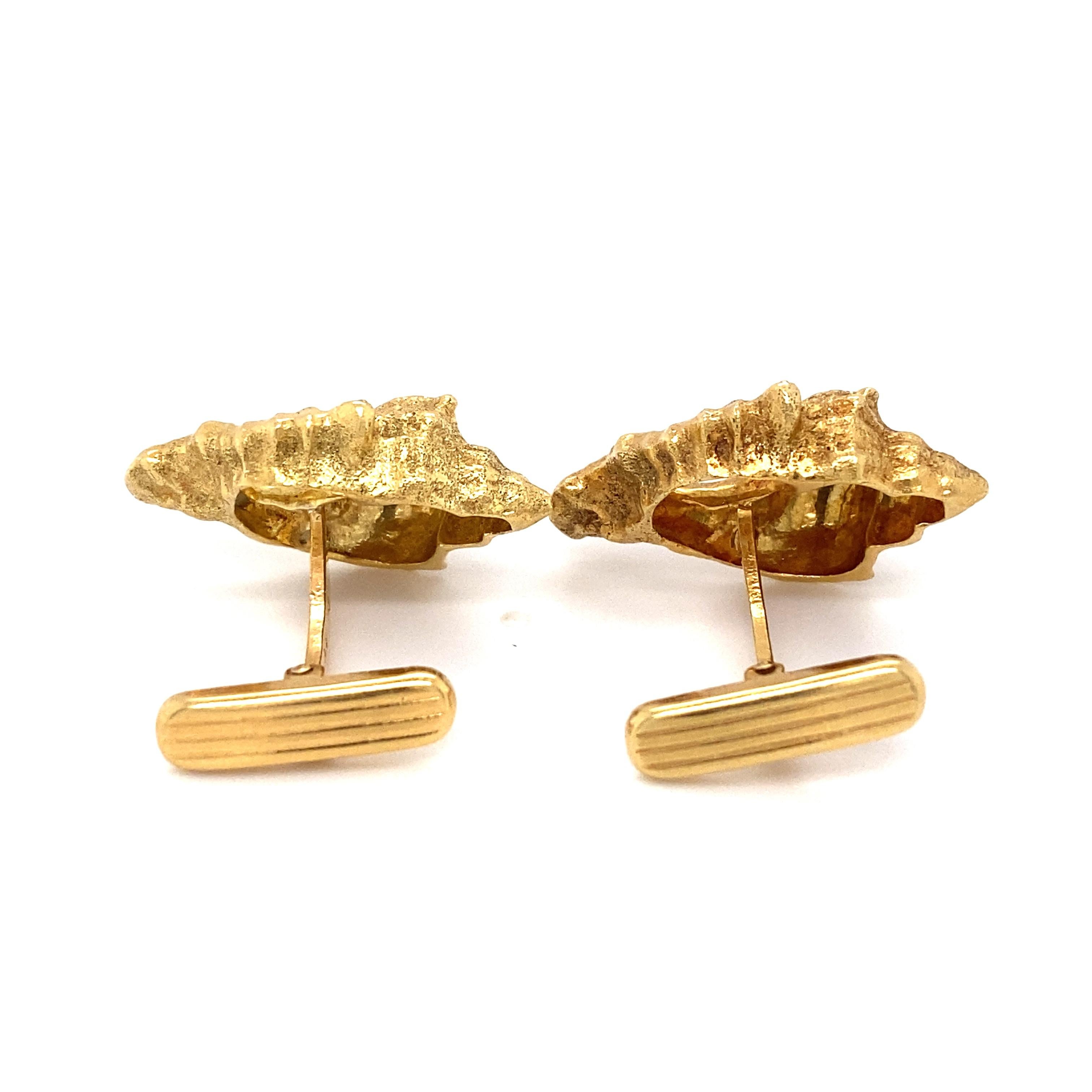 Französische Muschel-Manschettenknöpfe aus 18 Karat Gold, ca. 1950er Jahre im Zustand „Hervorragend“ im Angebot in Atlanta, GA